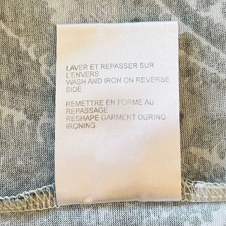 Givenchy Givenchy Limited Edition Men's Printed Short Sleeve T-Shir Size US M / EU 48-50 / 2 - 8 Thumbnail