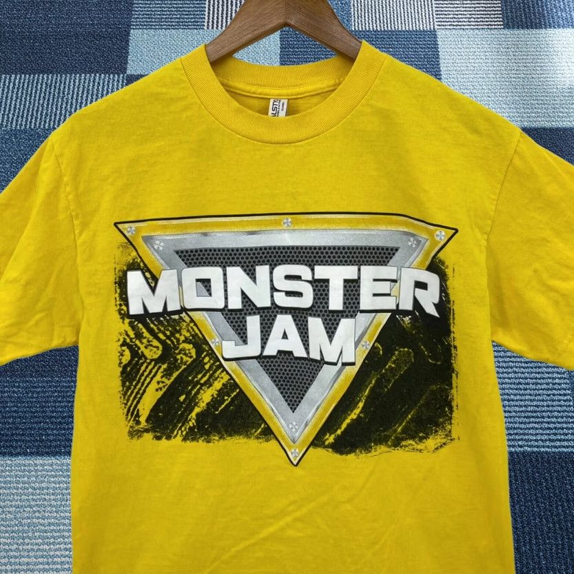 Vintage Nike Shirt Monster Jam Alstyle T-Shirt Mens M Yellow Logo Short Sleeve Crew Neck Size US M / EU 48-50 / 2 - 1 Thumbnail