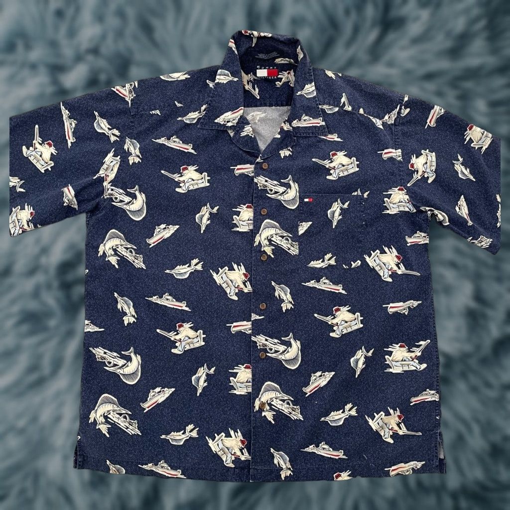 Tommy Hilfiger VINTAGE Tommy Hilfiger Shirt Adult Large Blue Fish Marlin Nautical 90s Mens L Size US L / EU 52-54 / 3 - 1 Thumbnail