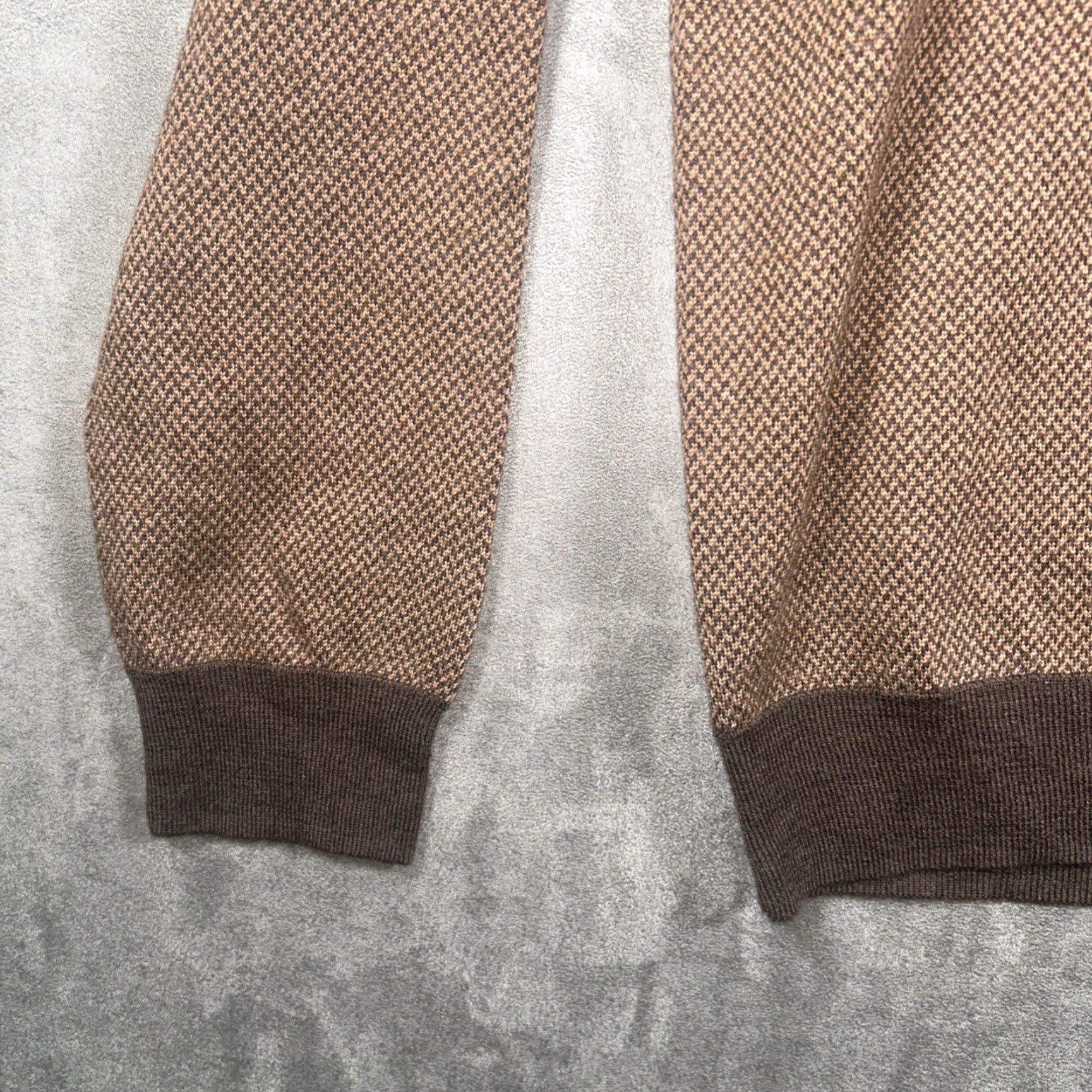 Brooks Brothers Brooks Brothers Sweater 1/4 Zip XL Mens Knit Wool Brown Pullover Regular 100% Merino Lightweight Office Business Casual Workwear Italian Size US XL / EU 56 / 4 - 4 Thumbnail