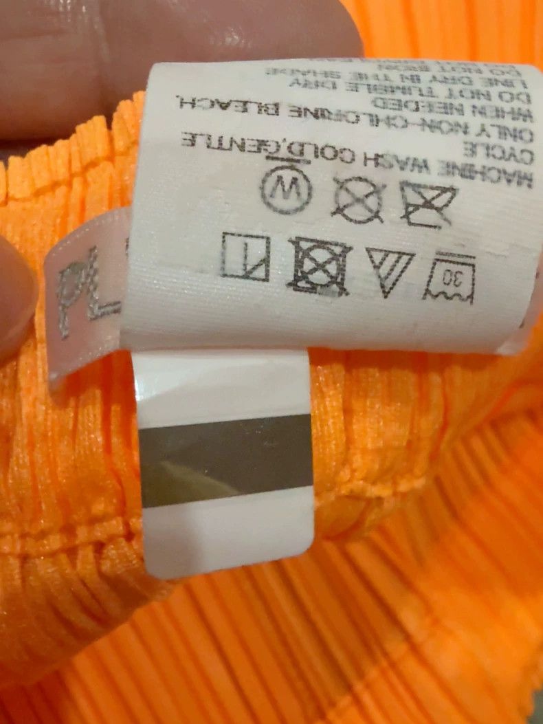 Issey Miyake Issey Miyake size:3 Orange pleated pants Size 31" - 4 Thumbnail