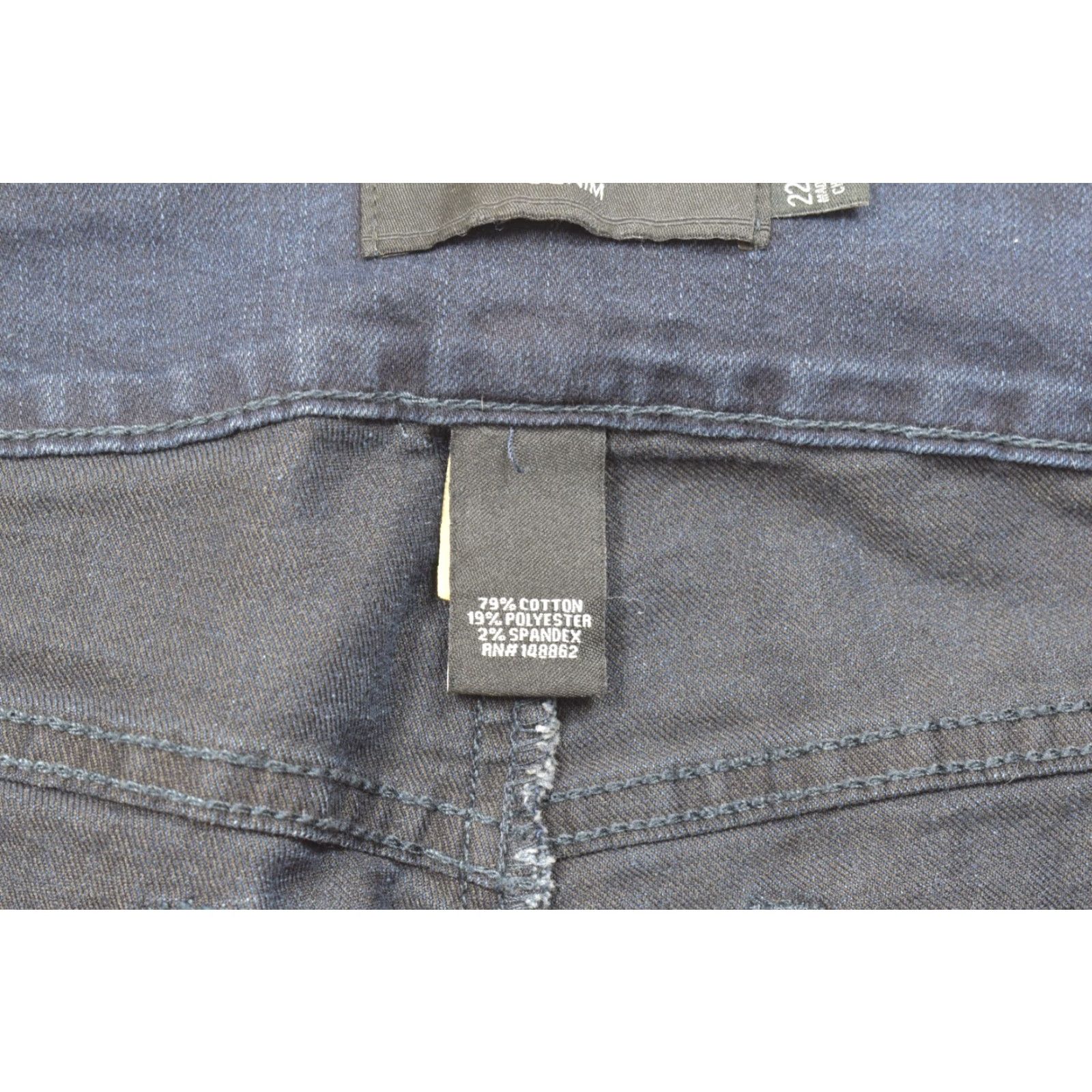 Torrid Torrid Denim Bootscut Jeans 22S Plus Size Dark Wash Stretch 5-Pocket Zip Button Women Size 40" / US 18 - 8 Thumbnail
