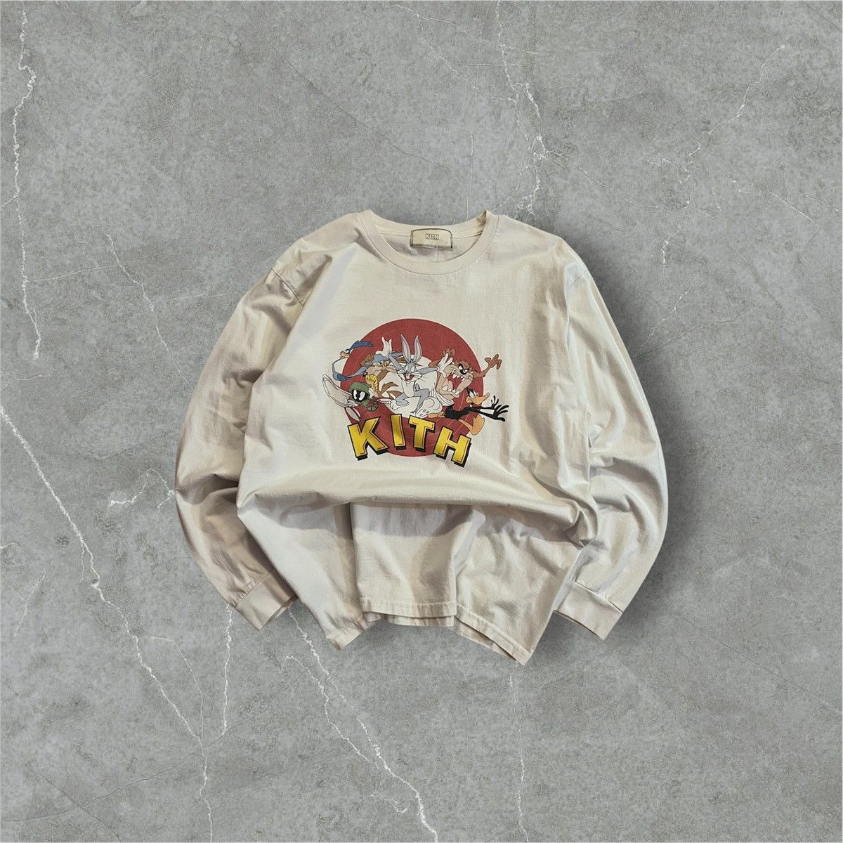 Kith Kith x Looney tunes Size US XL / EU 56 / 4 - 1 Thumbnail
