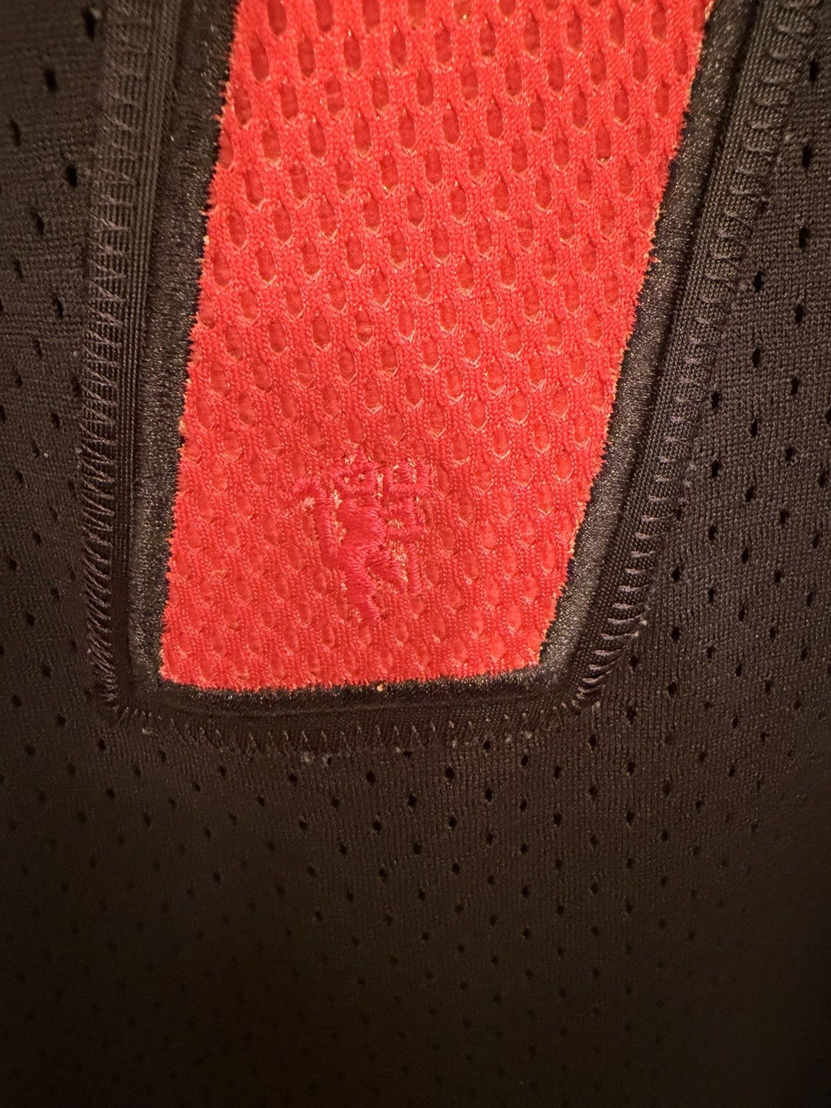 Adidas Man Utd Bball Jersey #7 Size US M / EU 48-50 / 2 - 3 Thumbnail