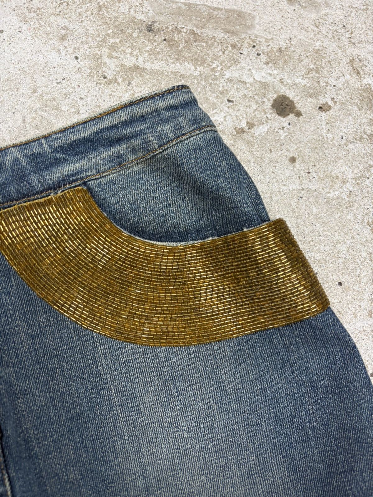 Roberto Cavalli 2005 Roberto Cavalli Rare Mini Denim Skirt Gold Beaded Panel Size 26" / US 2 / IT 38 - 11 Thumbnail