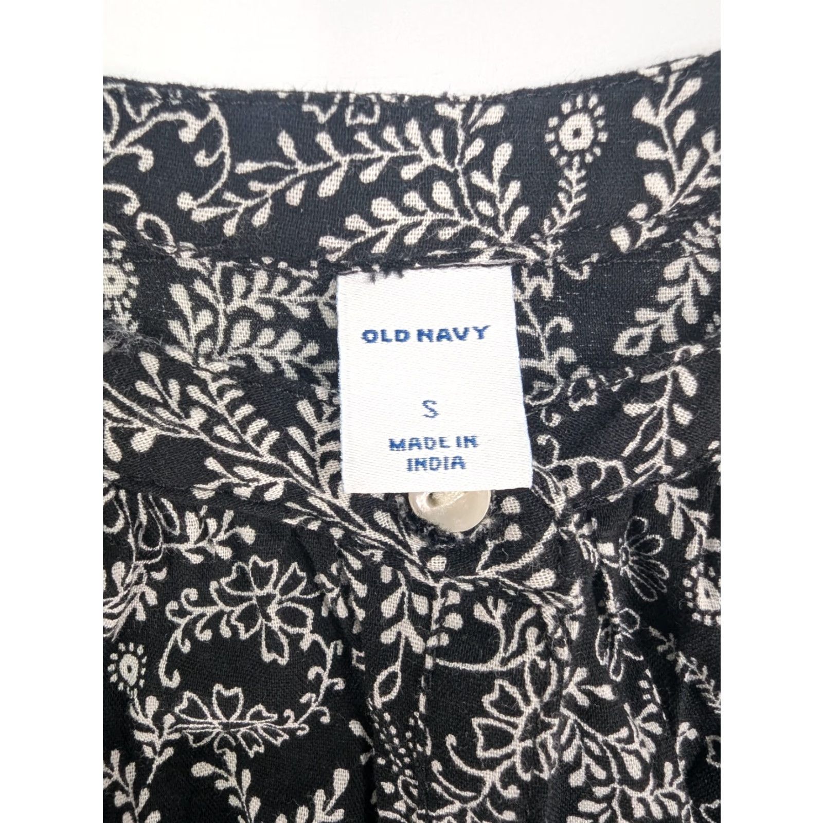 Old Navy Old Navy Button Blouse Women's S Black White Floral Oversized Band Collar Crew Neck Shirt Tunic Fashion Size S / US 4 / IT 40 - 7 Thumbnail