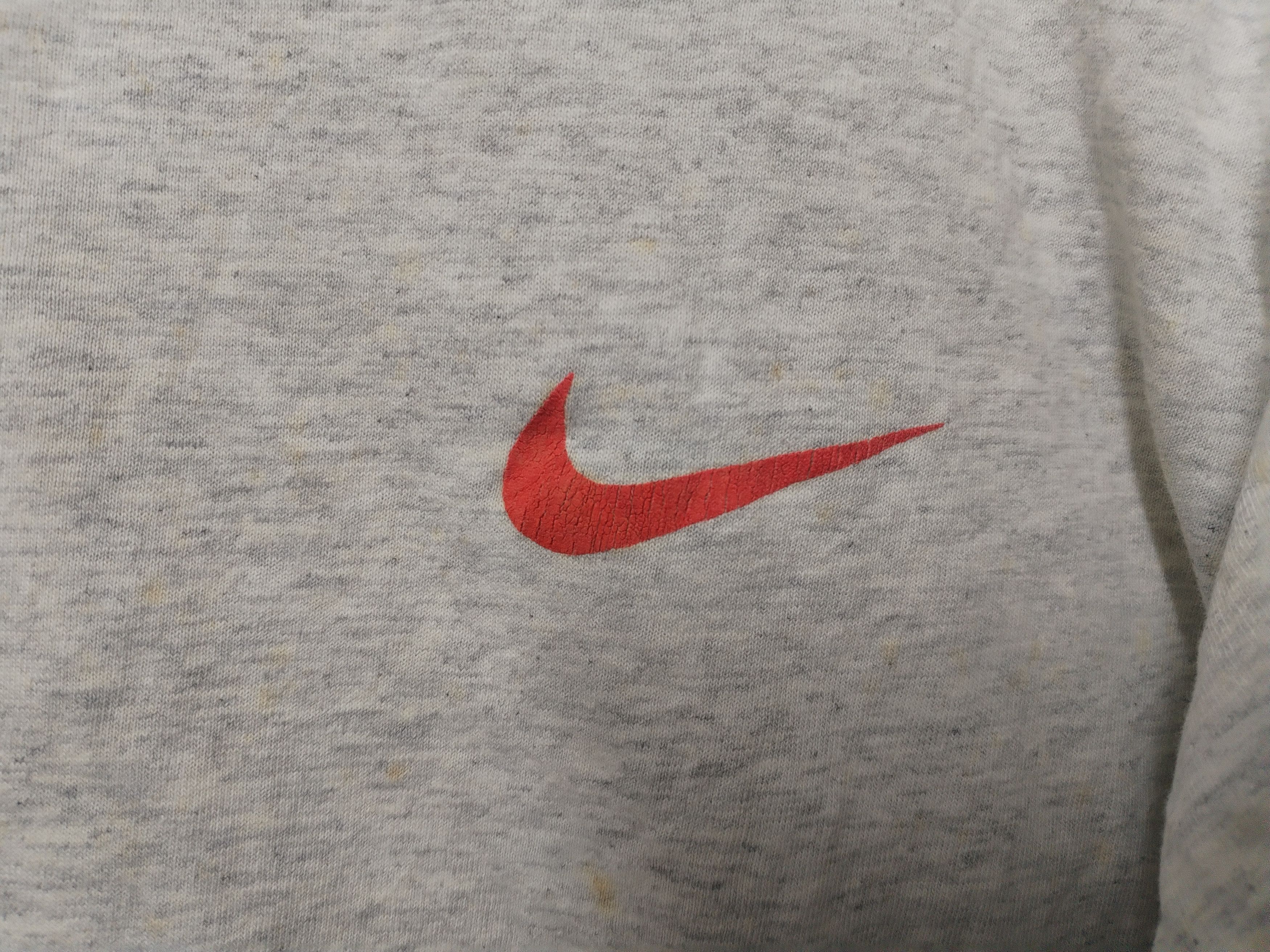Nike Thrashed Sun Faded Nike Shirt Distressed Grunge Band Size US M / EU 48-50 / 2 - 5 Thumbnail