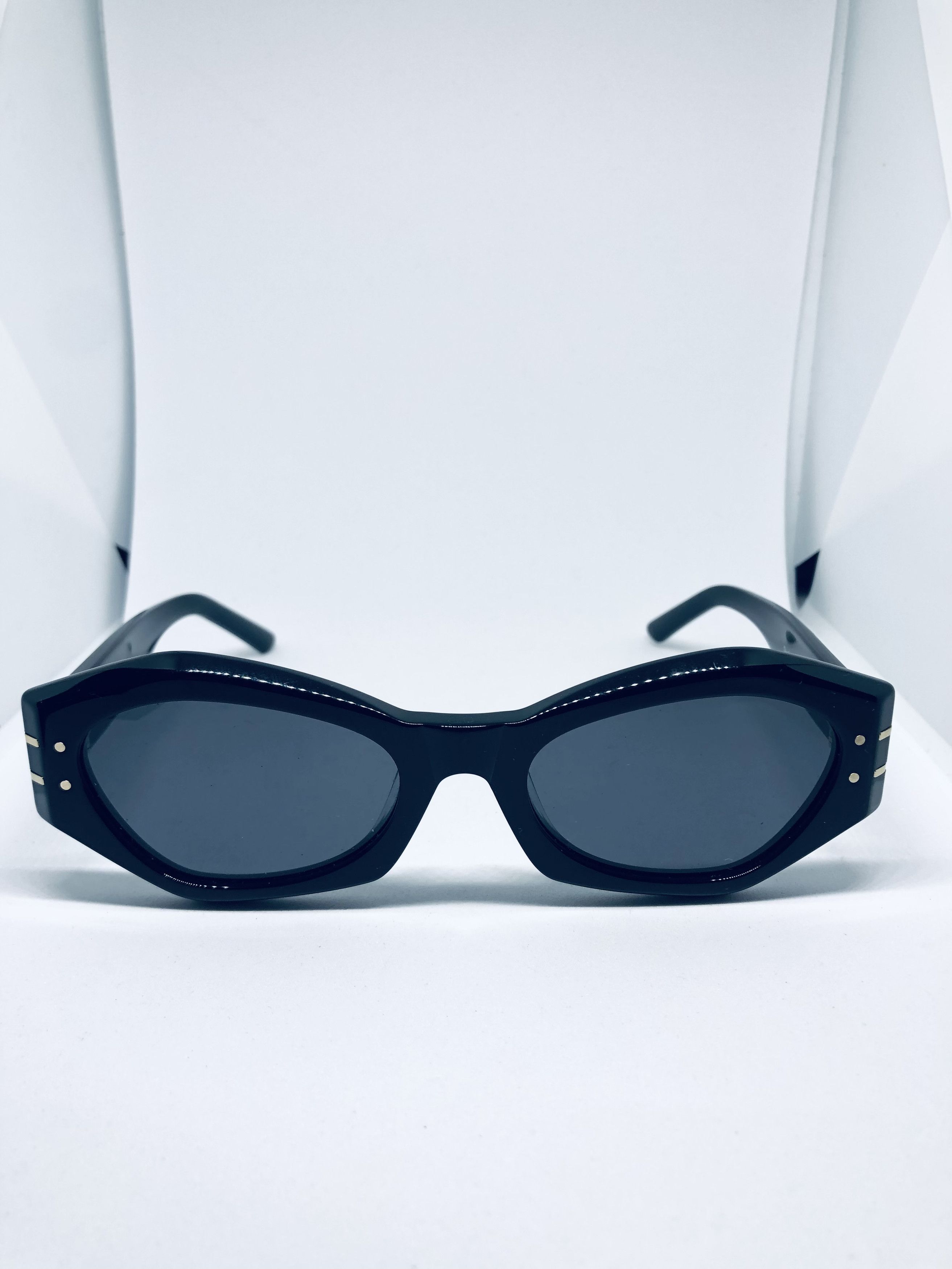 Dior Dior Signature B1U Black/Grey Butterfly Frame Women's Size ONE SIZE - 5 Thumbnail