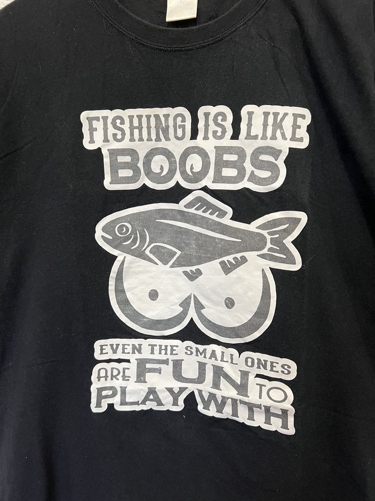 Vintage Fishing is Like Boobs Meme T Shirt Tee Size US L / EU 52-54 / 3 - 2 Thumbnail
