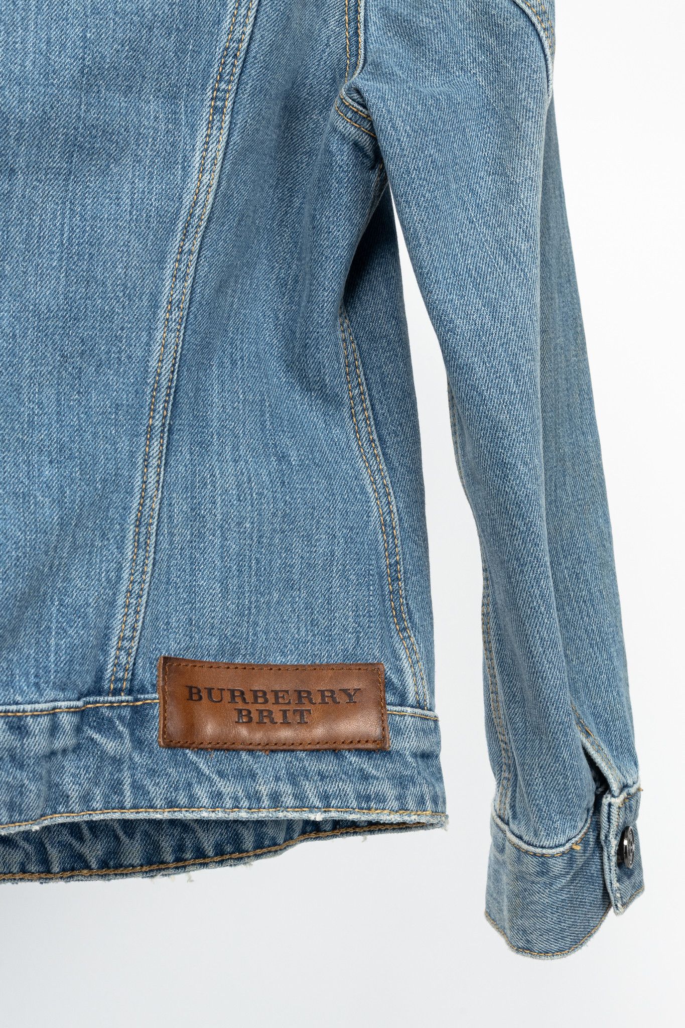 Burberry Burberry Brit Blue Faded Cotton Denim Jacket Size M / US 6-8 / IT 42-44 - 9 Thumbnail