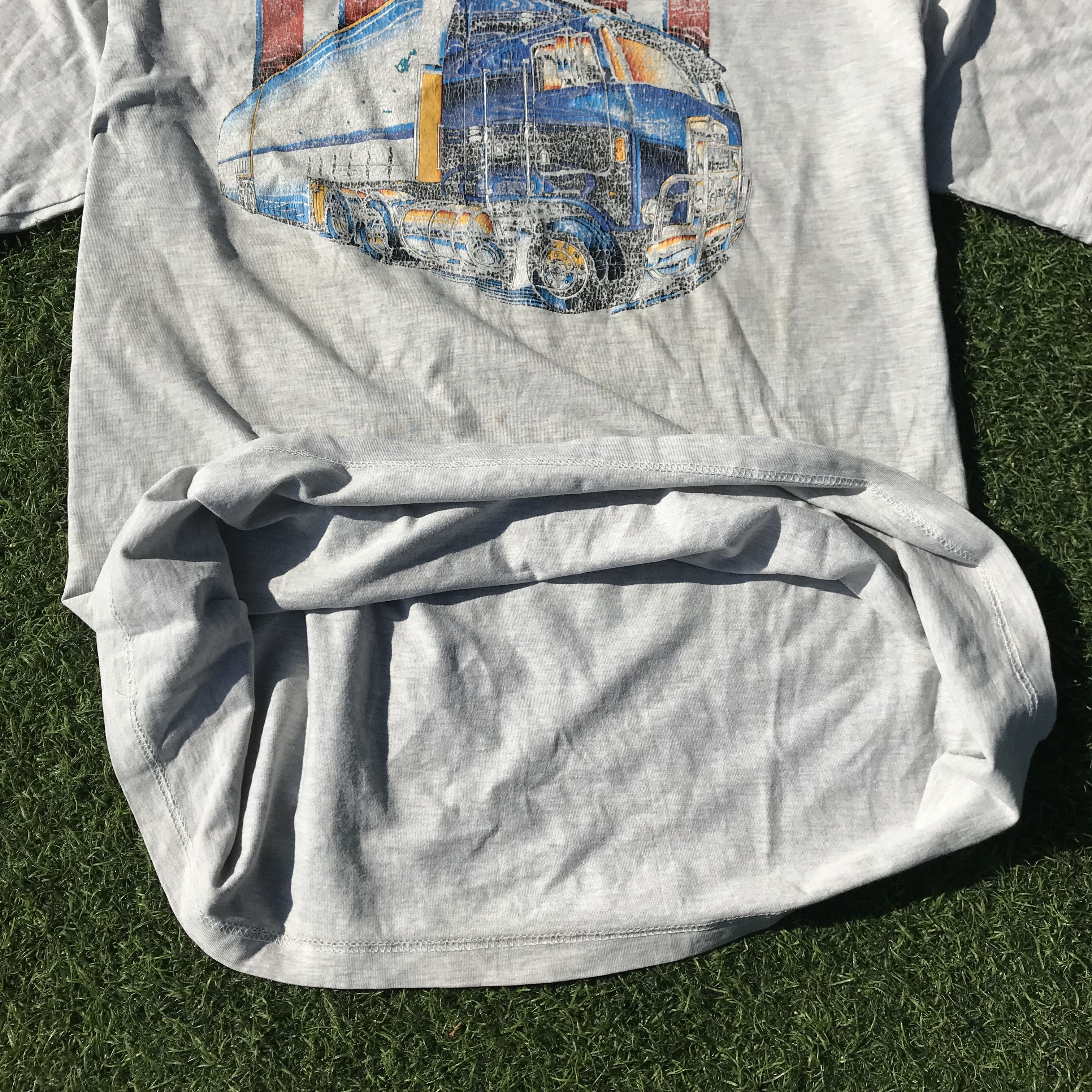 Vintage Vintage 90s Tshirt Kenworth American Truck Graphic Oversize Size US L / EU 52-54 / 3 - 5 Thumbnail