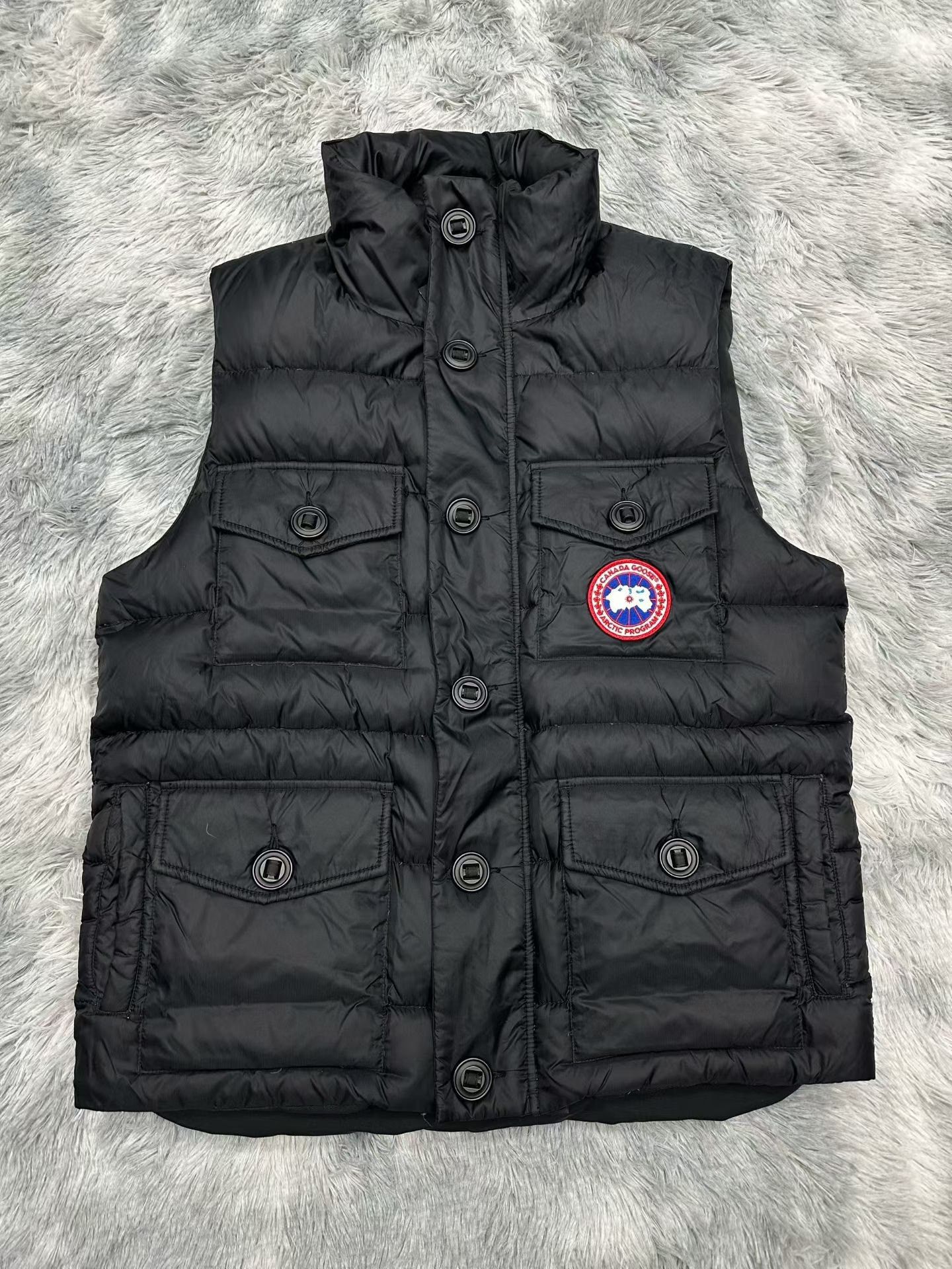 Canada Goose Canada Goose Down Vest l Men Size US L / EU 52-54 / 3 - 1 Thumbnail