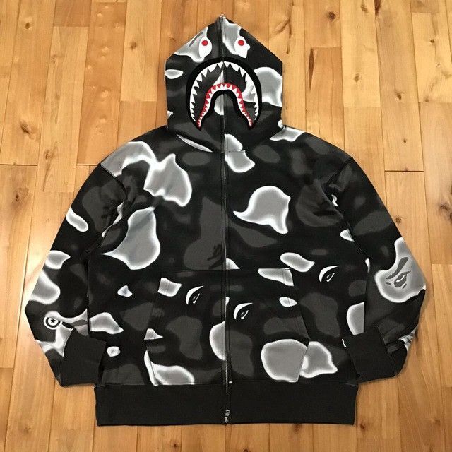 トップス BAPE HEART BADGE CAMO HOODED SWEATER BAPE HEART BADGE CAMO HOODED SWEATER Buy Bape Jacket Online In
