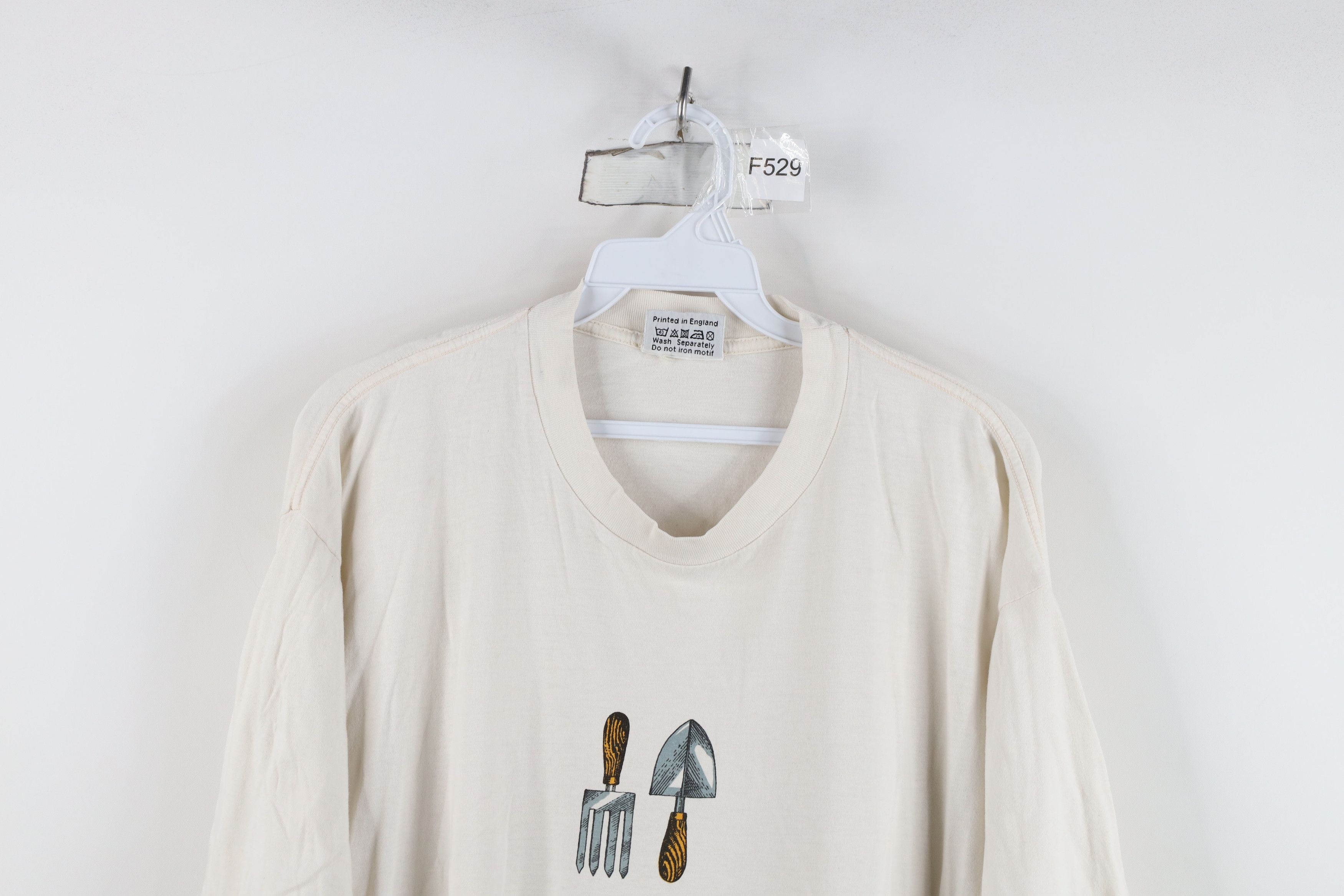 Vintage Vintage 90s Streetwear Nature Under Gardener T-Shirt Size ONE SIZE - 2 Thumbnail