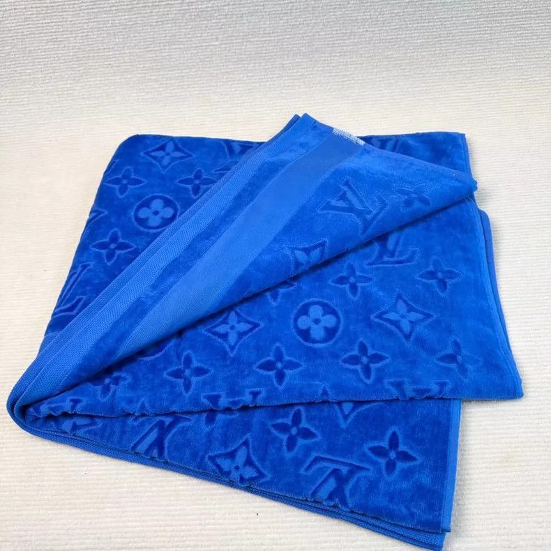 Louis Vuitton Louis Vuitton Logo Blue Beach Towel-2506 Size ONE SIZE - 2 Thumbnail