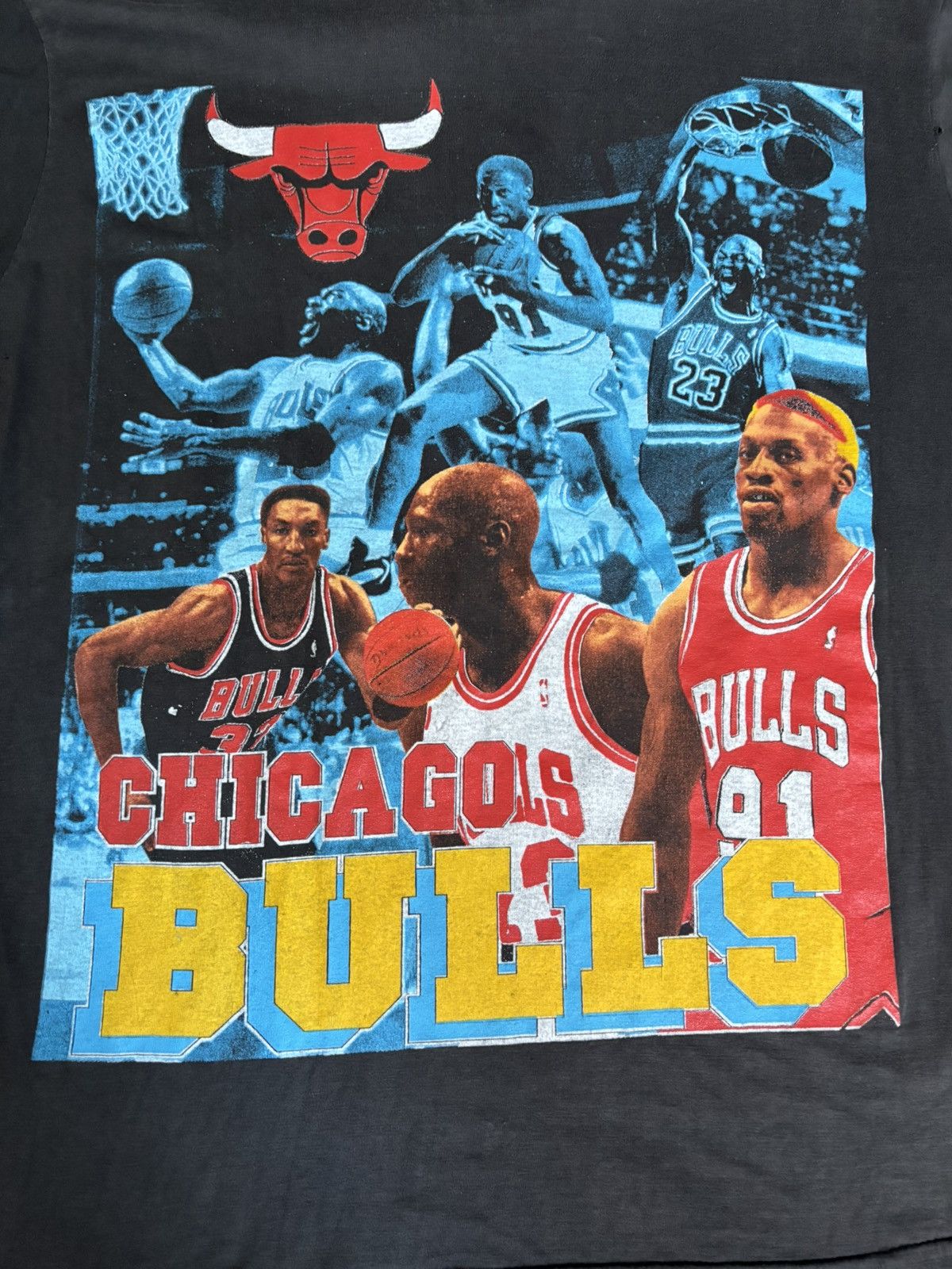 Vintage Vintage Michael Jordan Chicago Bulls Championship Rap Tee Size US XL / EU 56 / 4 - 10 Thumbnail
