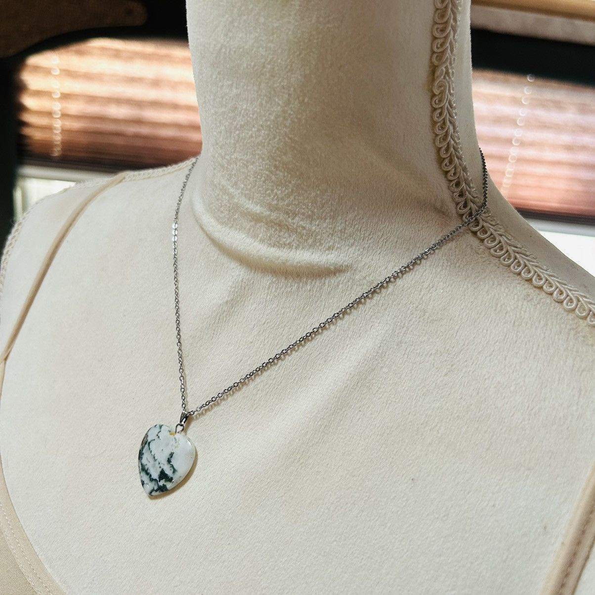 Handmade Handcrafted tree agate stone heart pendant on chain necklace Size ONE SIZE - 3 Thumbnail