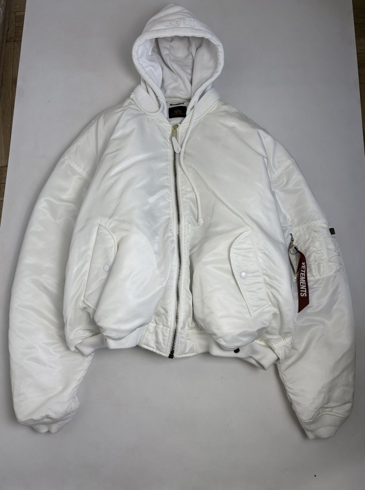 Vetements Vetements x Alpha Industries 2017 reversible bomber Size US S / EU 44-46 / 1 - 1 Thumbnail