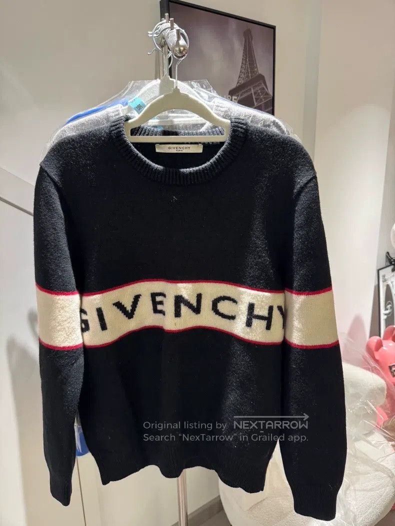Givenchy Givenchy Colorblock Letter Logo Knit Sweater Size US S / EU 44-46 / 1 - 1 Thumbnail