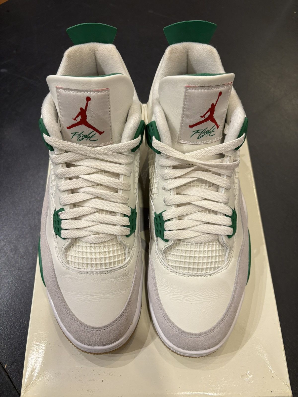 Jordan Brand Jordan 4 Retro SB ‘Pine Green’ Size US 11 / EU 44 - 4 Thumbnail