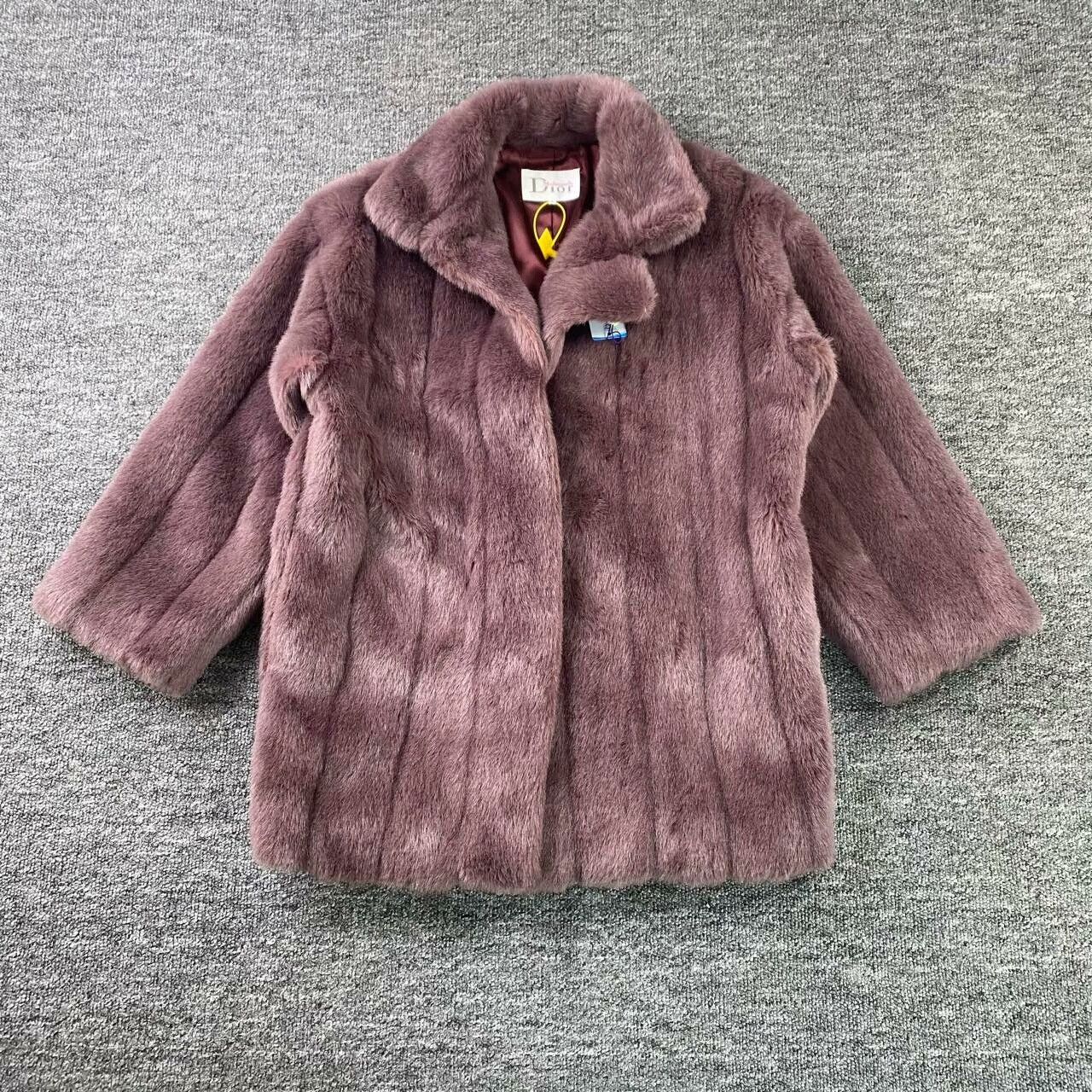 Dior Dior Fur Purple Jacket S Women Size S / US 4 / IT 40 - 1 Thumbnail