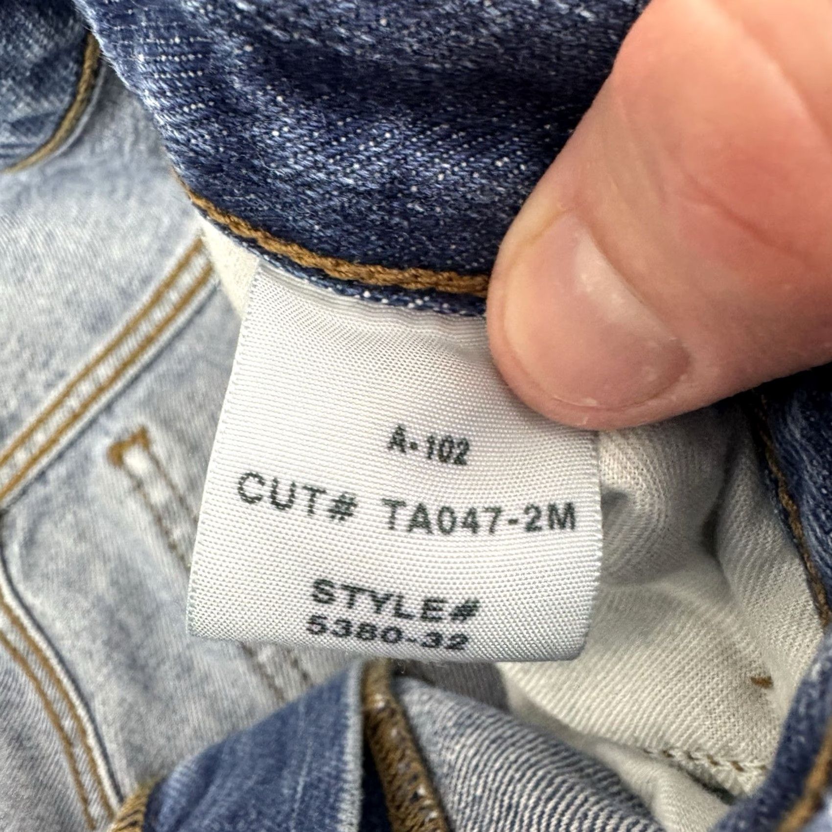 Mossimo VINTAGE Mossimo Carpenter Jeans Mens 32x32 Relaxed Denim Blue 90s Punk Work Wear Y2K Hipster 32in Inseam Jeans Size 32 Size US 32 / EU 48 - 4 Thumbnail