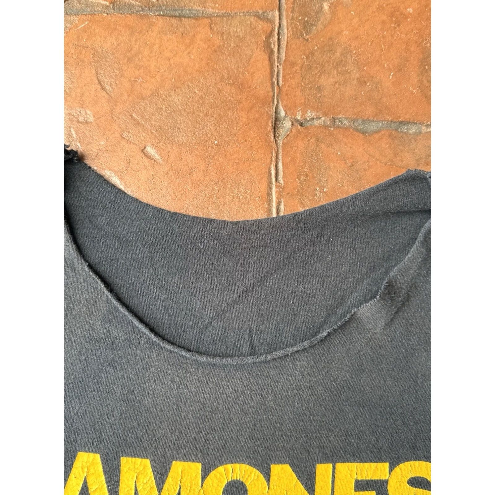Vintage VINTAGE Ramones T-Shirt XL Black Graphic Print Band Punk Short Sleeve Men XL Electric City Size US XL / EU 56 / 4 - 2 Thumbnail