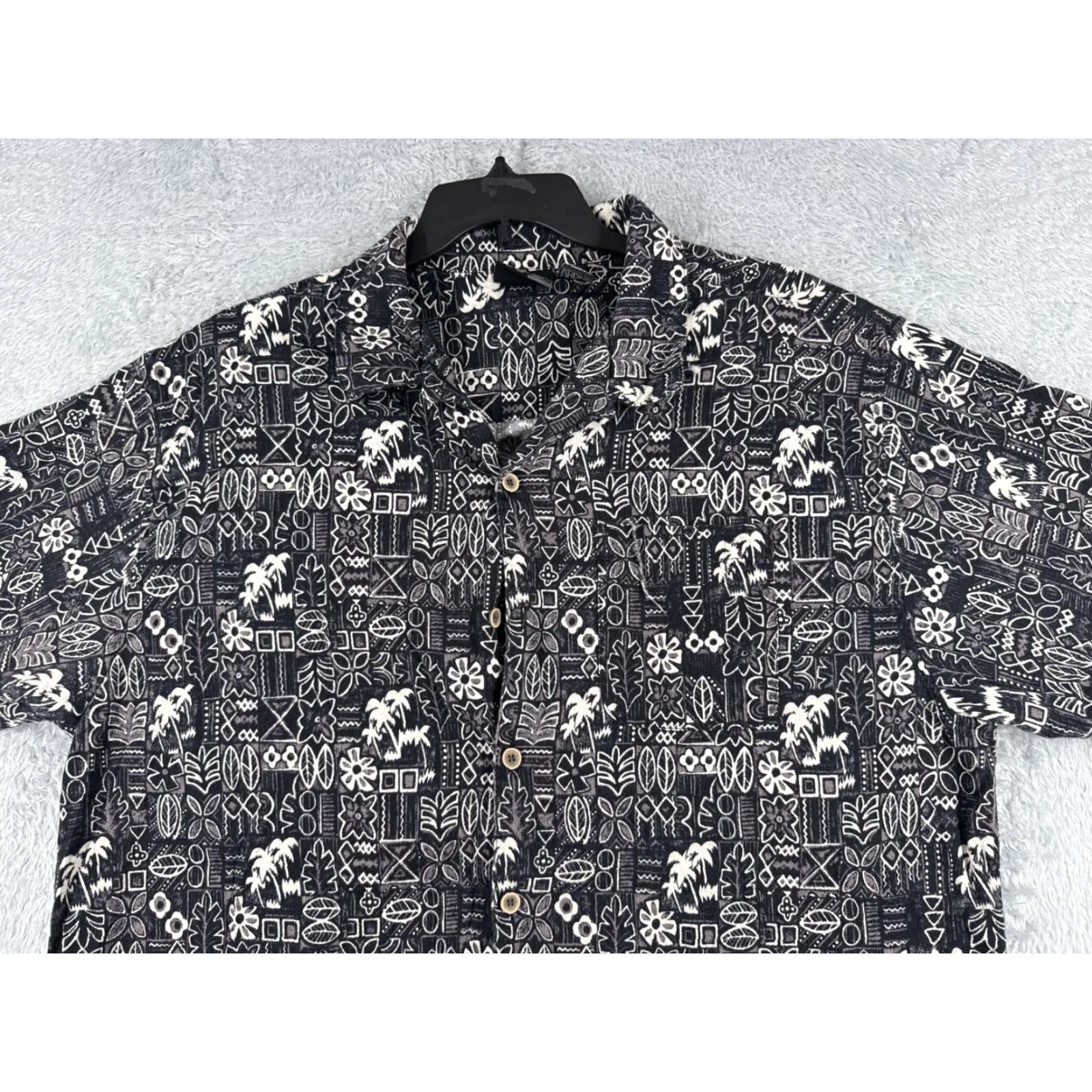 Ocean Pacific Ocean Pacific Shirt Men 2XL Black Hawaiian Floral Pattern Rayon Blend Short Sleeve Button-Up Casual Beach Vacation Surf Aloha Men Size US XXL / EU 58 / 5 - 4 Thumbnail