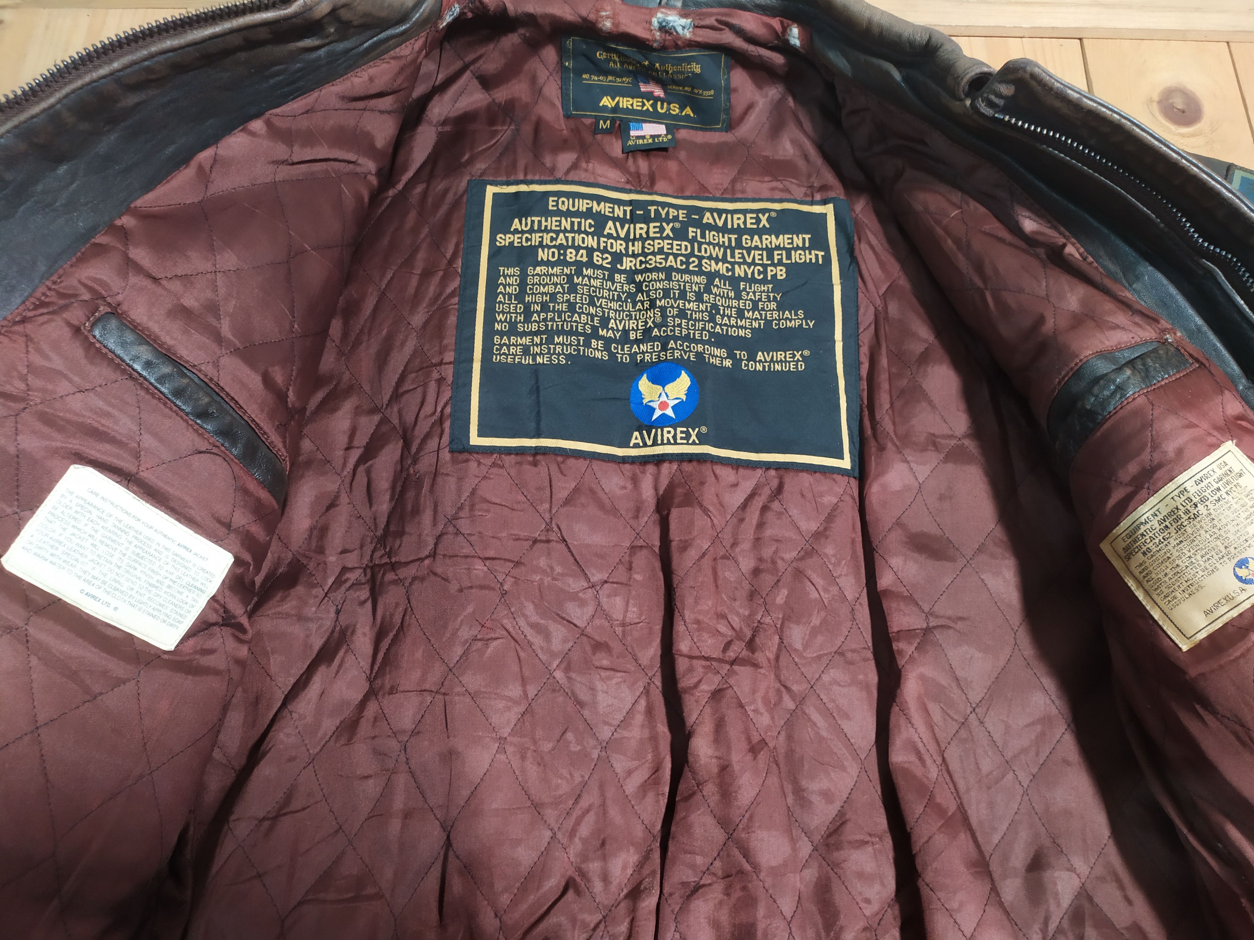 Other AVIREX USA TYPE A2 LEATHER FULL PATCHES BOMBER JACKET Size US M / EU 48-50 / 2 - 8 Thumbnail