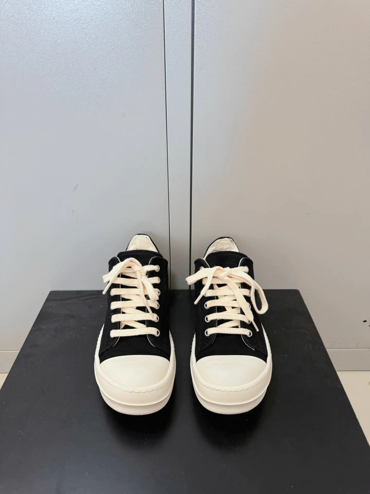 Rick Owens Rick Owens Drkshdw low-top Converse sneakers Size US 5 / IT 35 - 2 Thumbnail