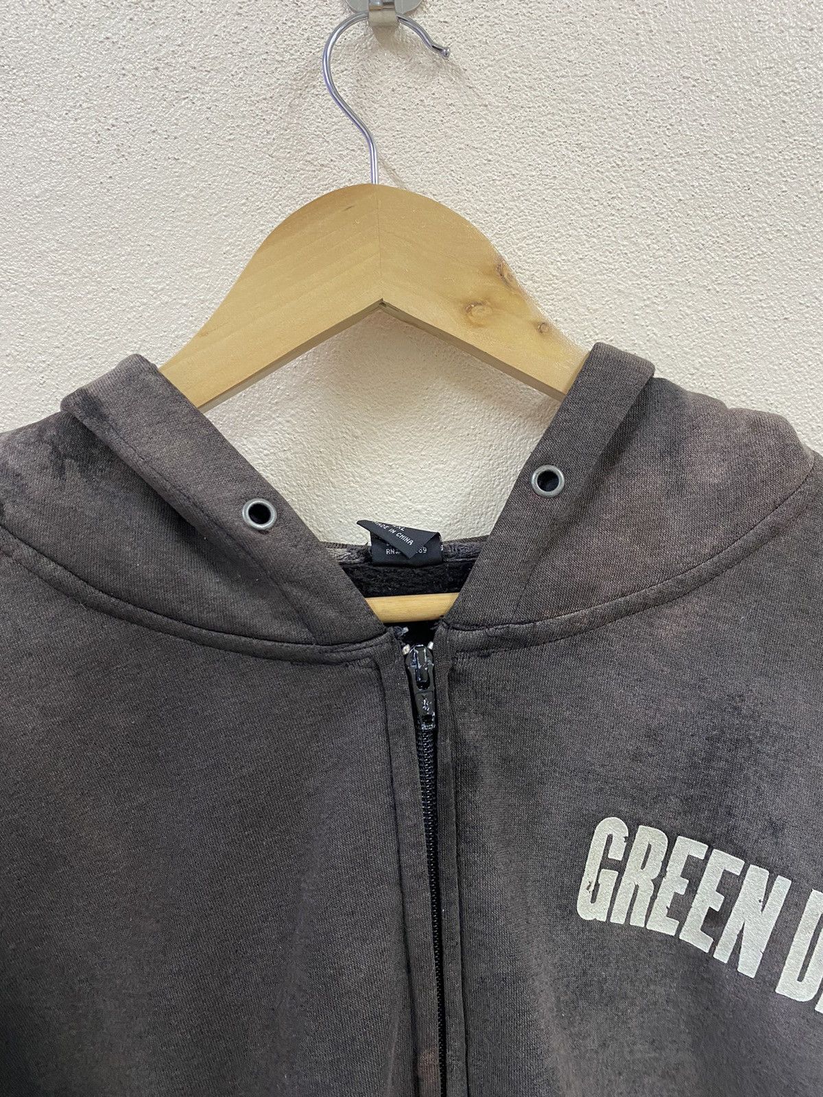 Vintage Vtg Green Day Hoodie Trashed Size US L / EU 52-54 / 3 - 9 Thumbnail