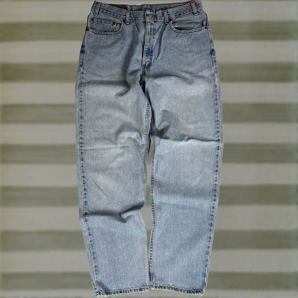 Levi's VINTAGE Levi's 550 Jeans Relaxed Fit Men’s Jeans Blue 34x33 5-Pocket Denim Made in USA Men’s Vintage Relaxed Fit Jeans Size US 34 / EU 50 - 1 Thumbnail