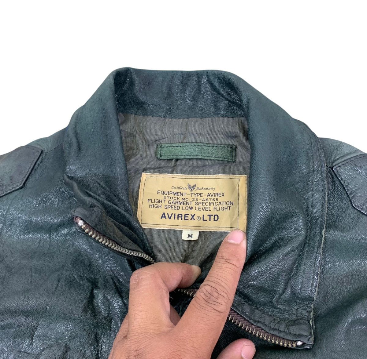 Avirex VINTAGE AVIREX FLIGHT LEATHER BOMBER JACKET USAF Size US M / EU 48-50 / 2 - 7 Thumbnail