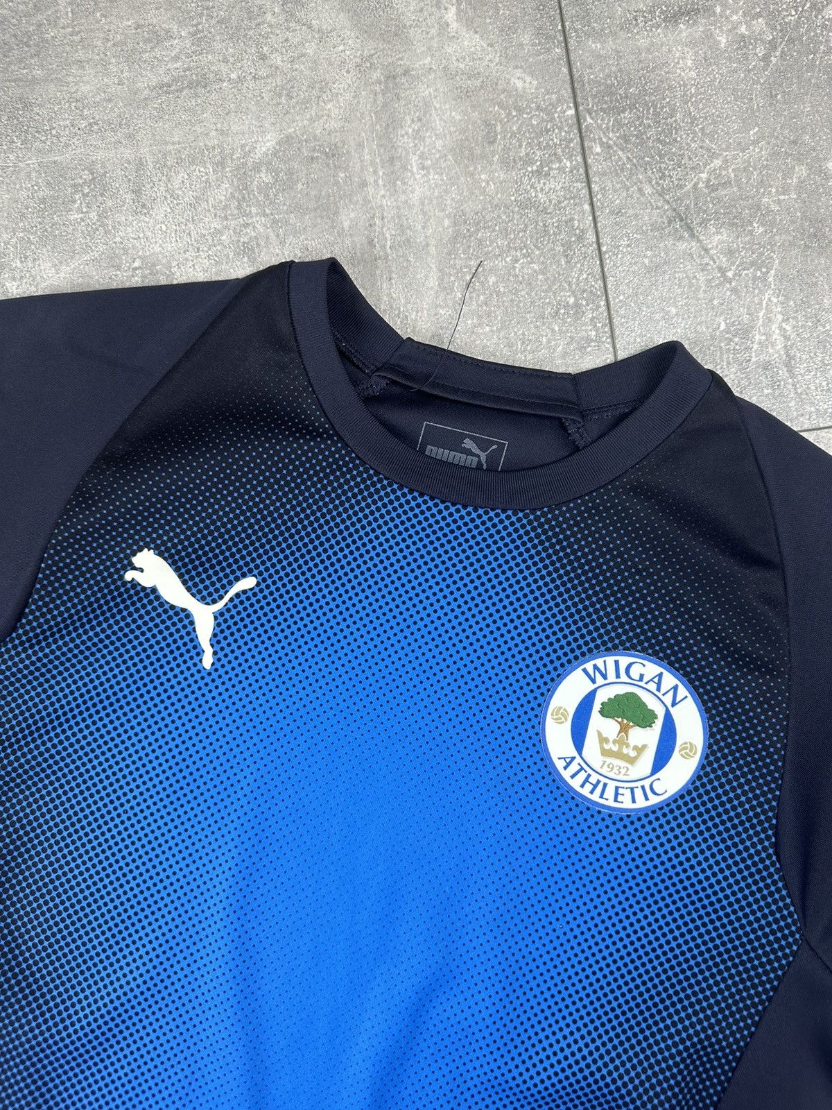 Puma Puma Wigan Athletic 2018/19 Training Soccer Football Jersey Size US S / EU 44-46 / 1 - 9 Thumbnail