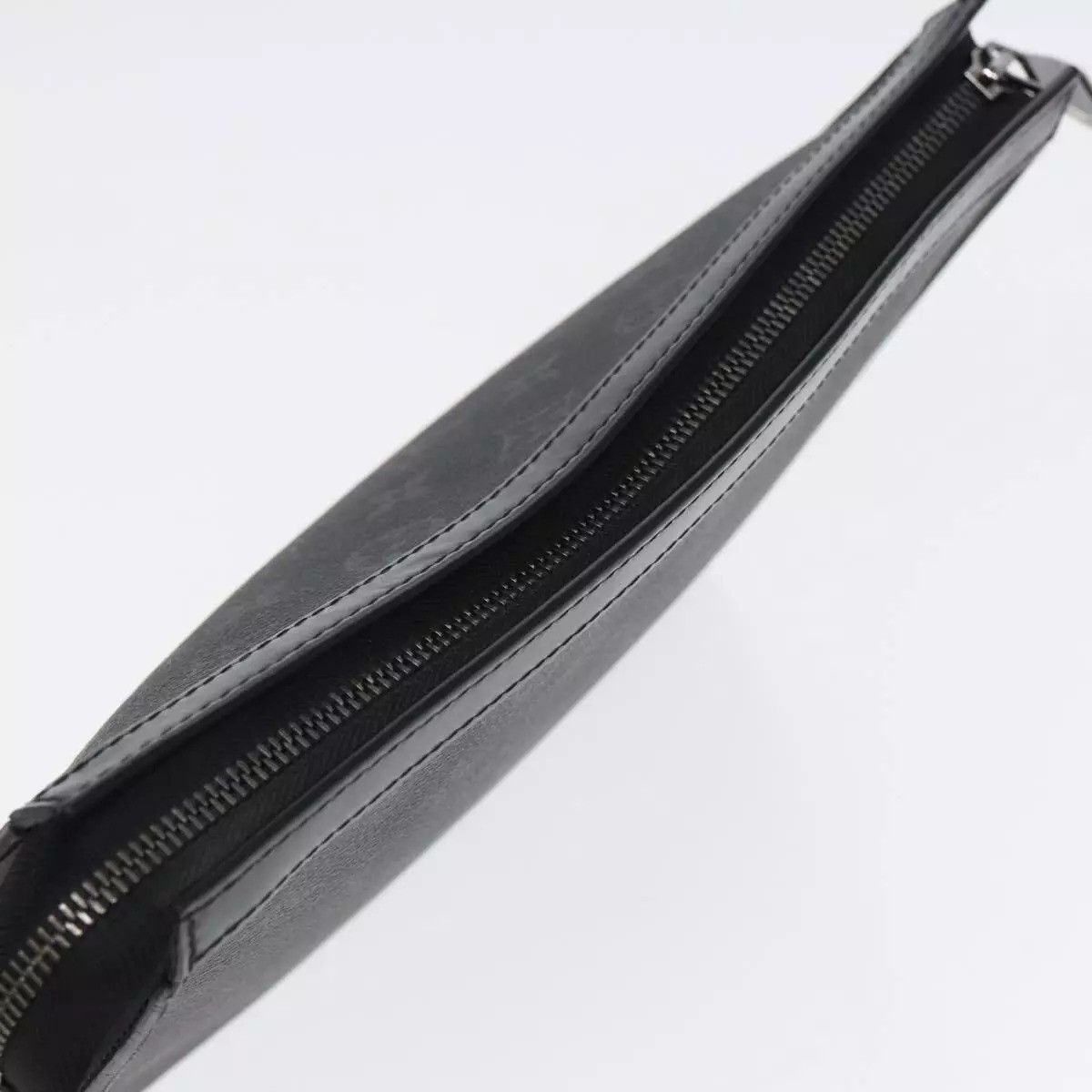Louis Vuitton LOUIS VUITTON Monogram Eclipse Pochette Voyage MM Clutch Bag Size ONE SIZE - 12 Thumbnail