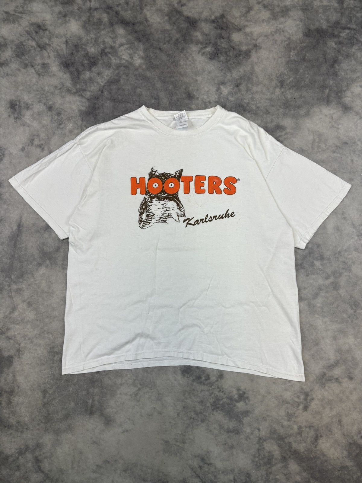 Hook-Ups Hooters Vintage t shirt humor graphic t shirt skateboard y2k Size US XL / EU 56 / 4 - 1 Thumbnail