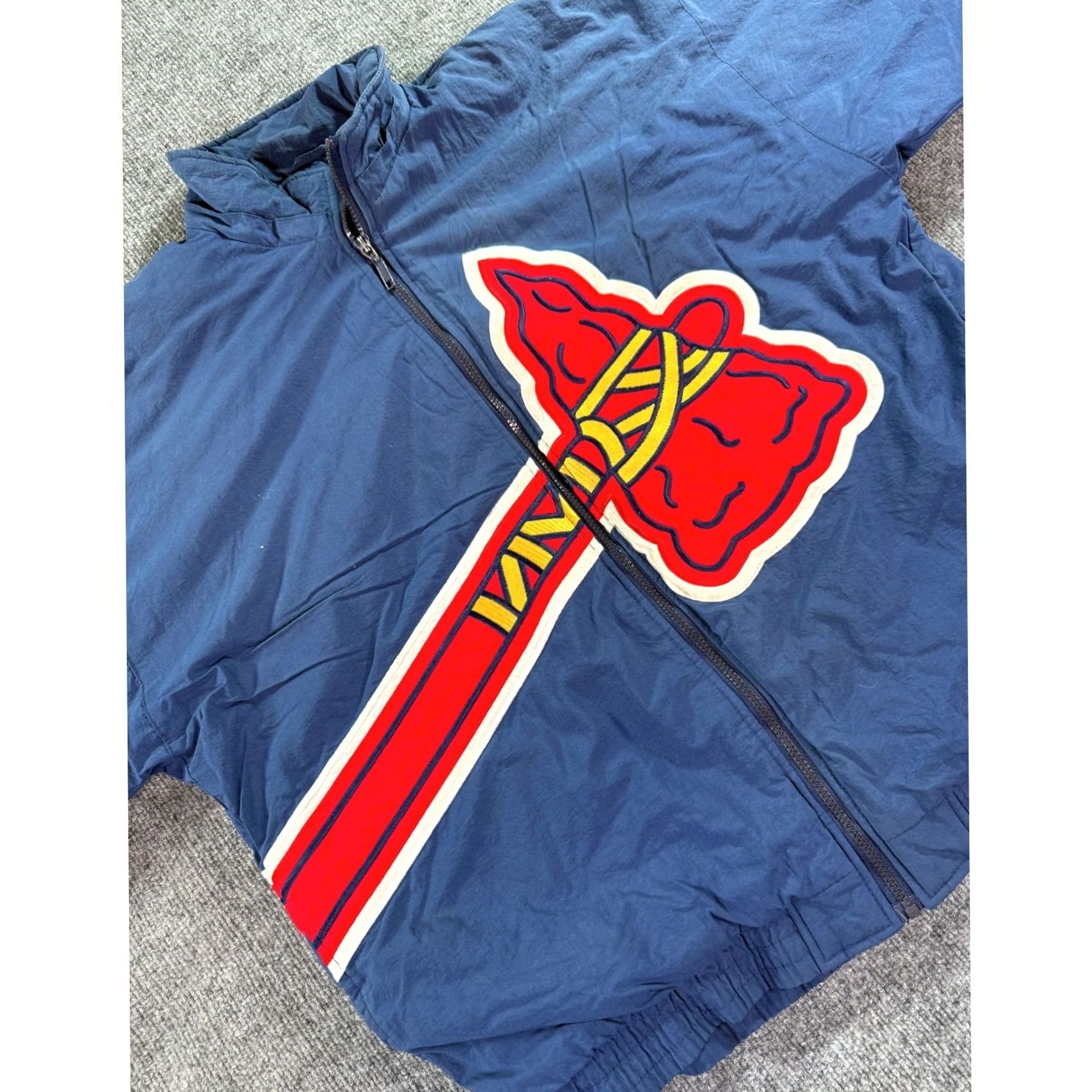 Starter VINTAGE Starter Atlanta Braves Puffer Jacket Mens XL Navy Blue Full Zip Tomahawk Logo Embroidered Sleeve Size US XL / EU 56 / 4 - 3 Thumbnail