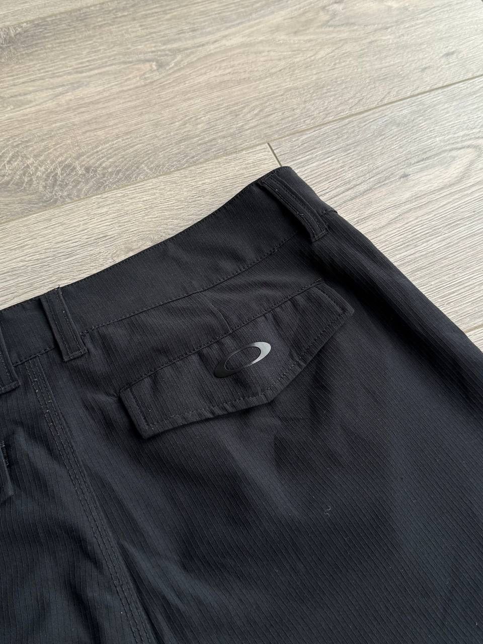 Oakley Oakley cargo shorts Size US 33 - 10 Thumbnail