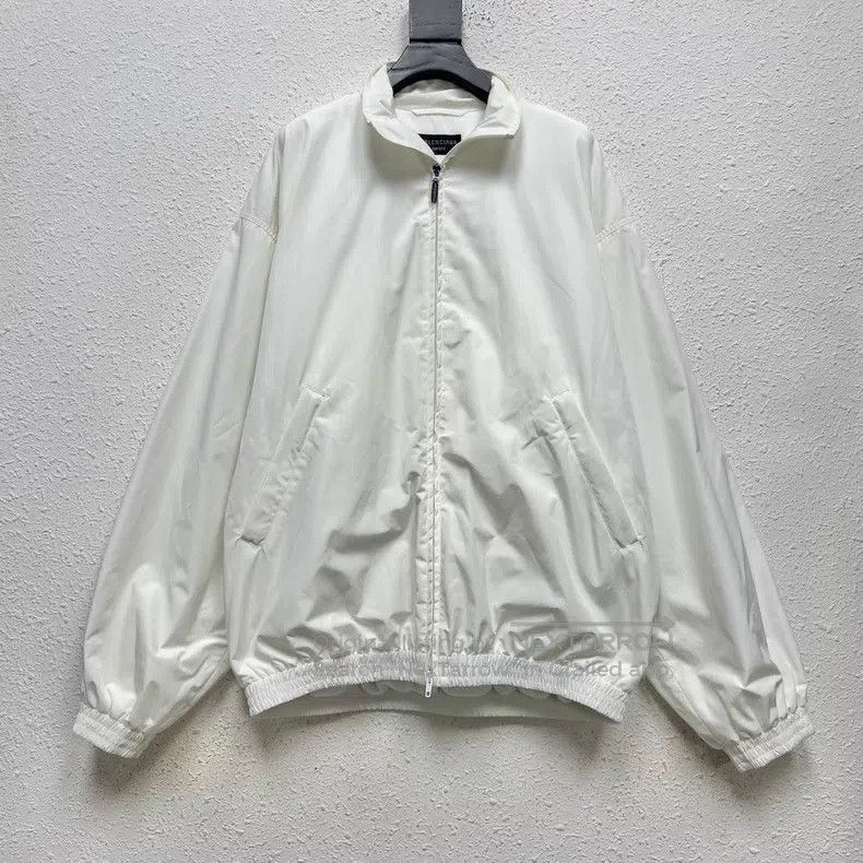 Balenciaga Balenciaga White Dragon Year Limited Embroidered Logo Graf Size US XS / EU 42 / 0 - 2 Thumbnail