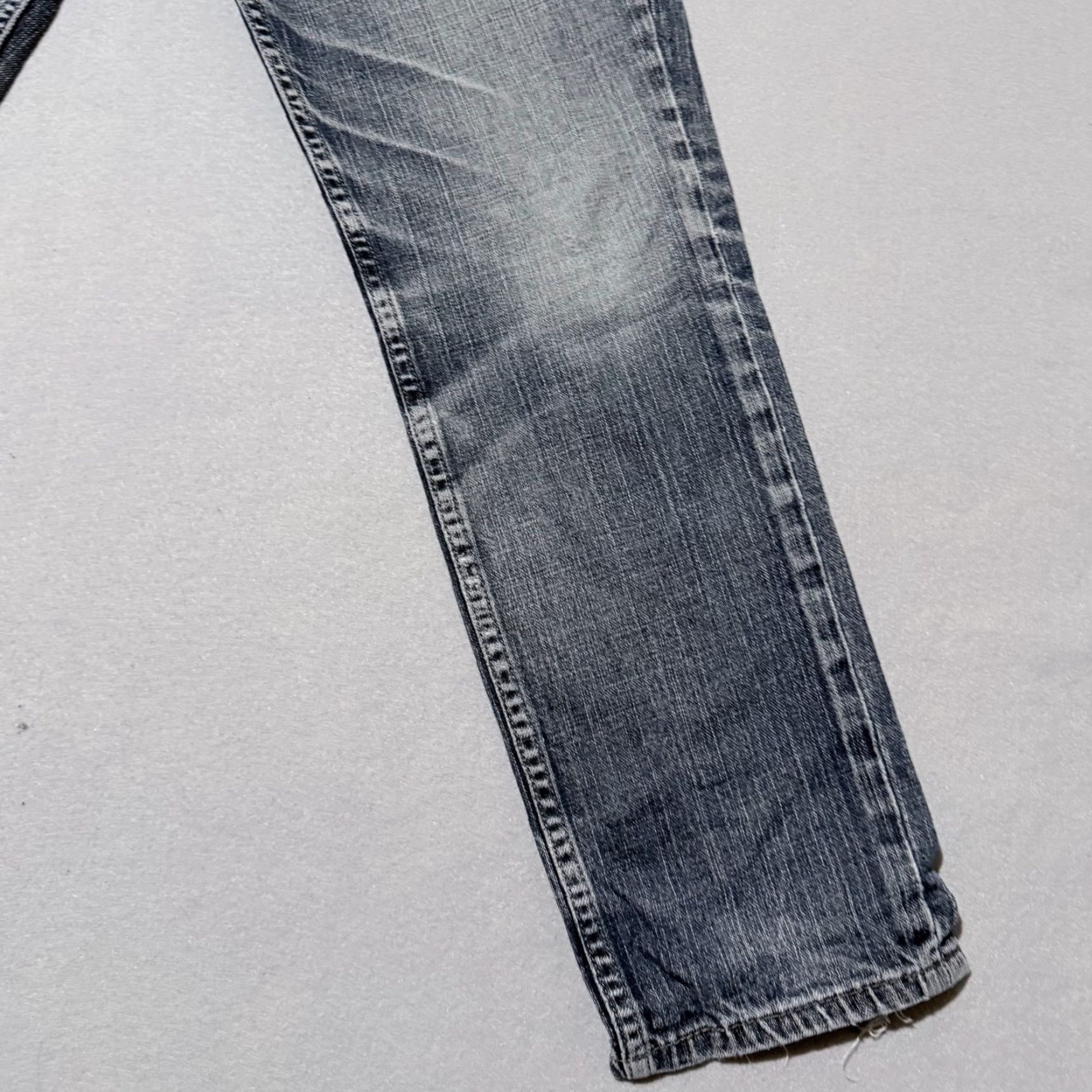 Levi's Levi's Jeans Men Blue Denim Distressed Low Rise Straight Zip Fly 32x28 Size US 32 / EU 48 - 5 Thumbnail
