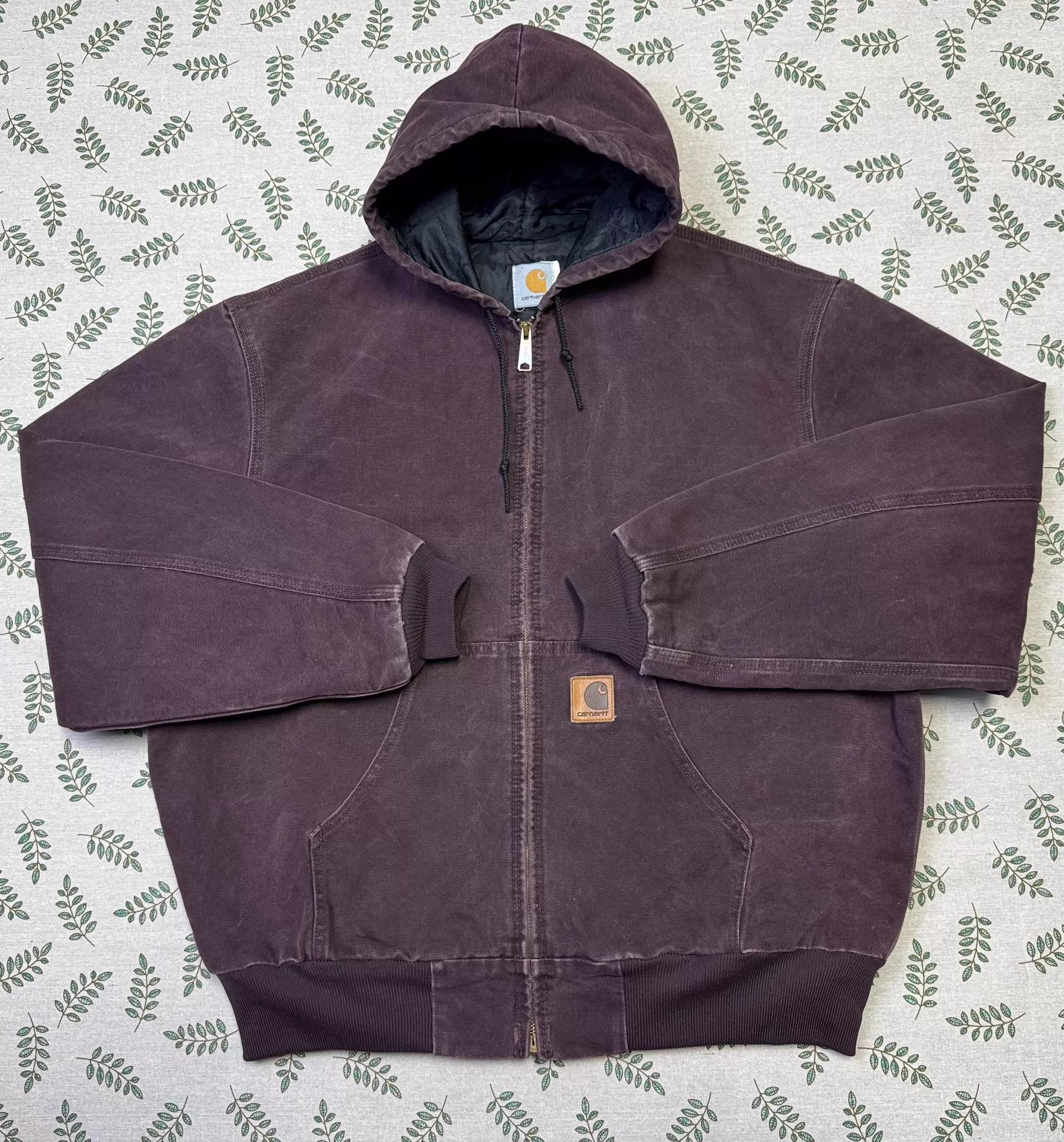 Carhartt Vintage Carhartt J06 Hooded XL Jacket Burgundy Size US XL / EU 56 / 4 - 1 Thumbnail