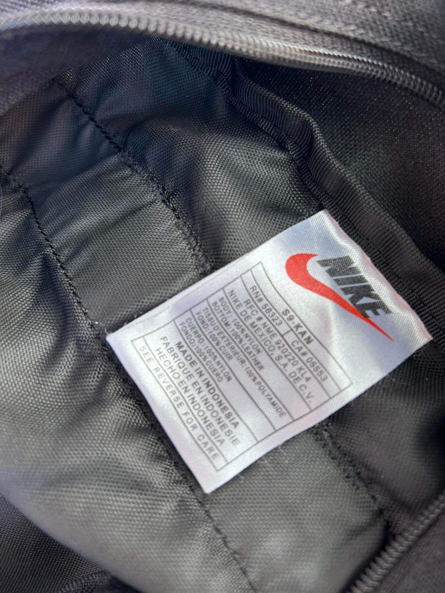 Nike Vintage Nike Swoosh Bagpack Size ONE SIZE - 4 Thumbnail