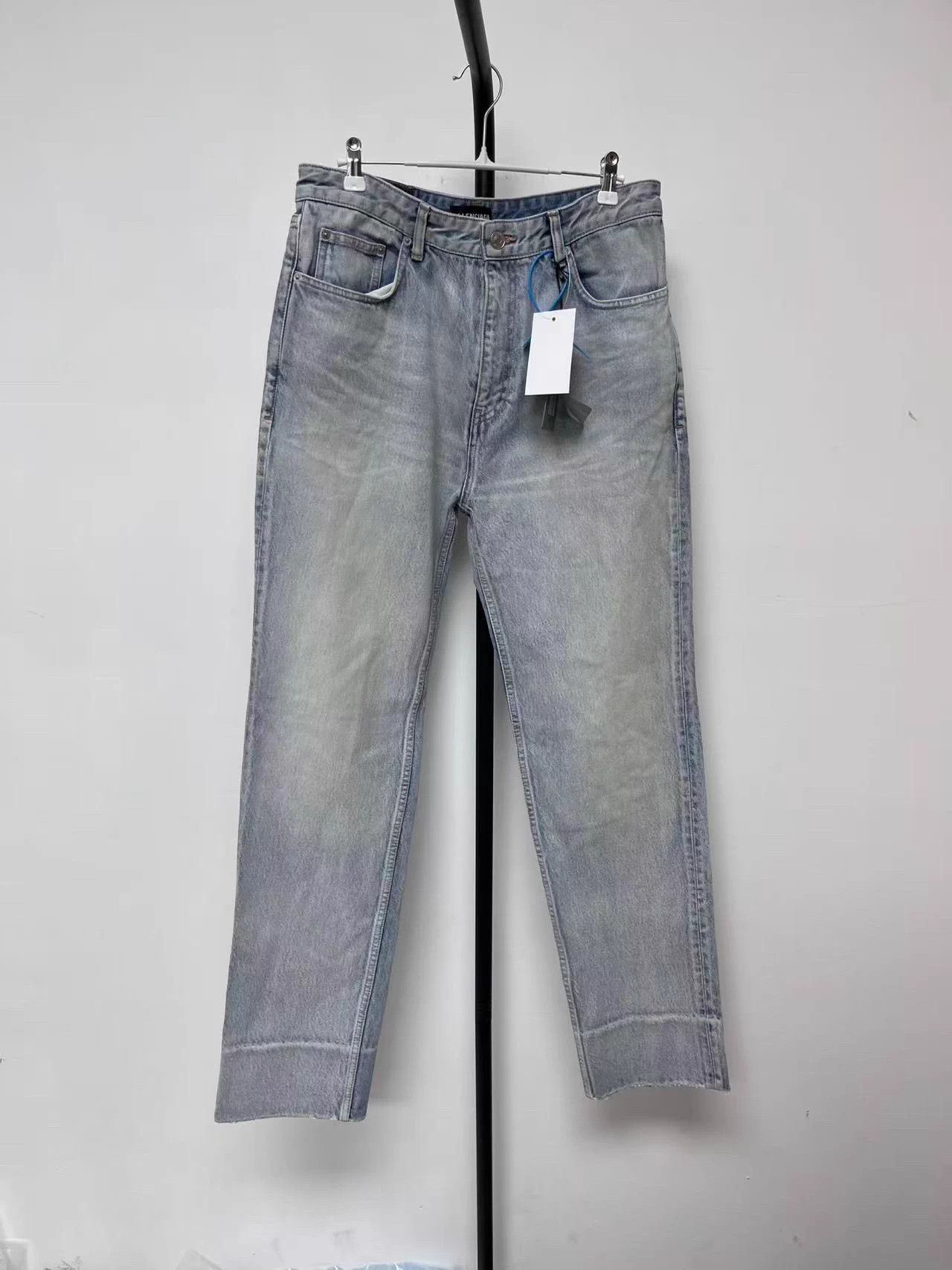 Balenciaga Balenciaga Straight Relaxed Light Blue Men's 34 Jeans Size US 34 / EU 50 - 1 Thumbnail
