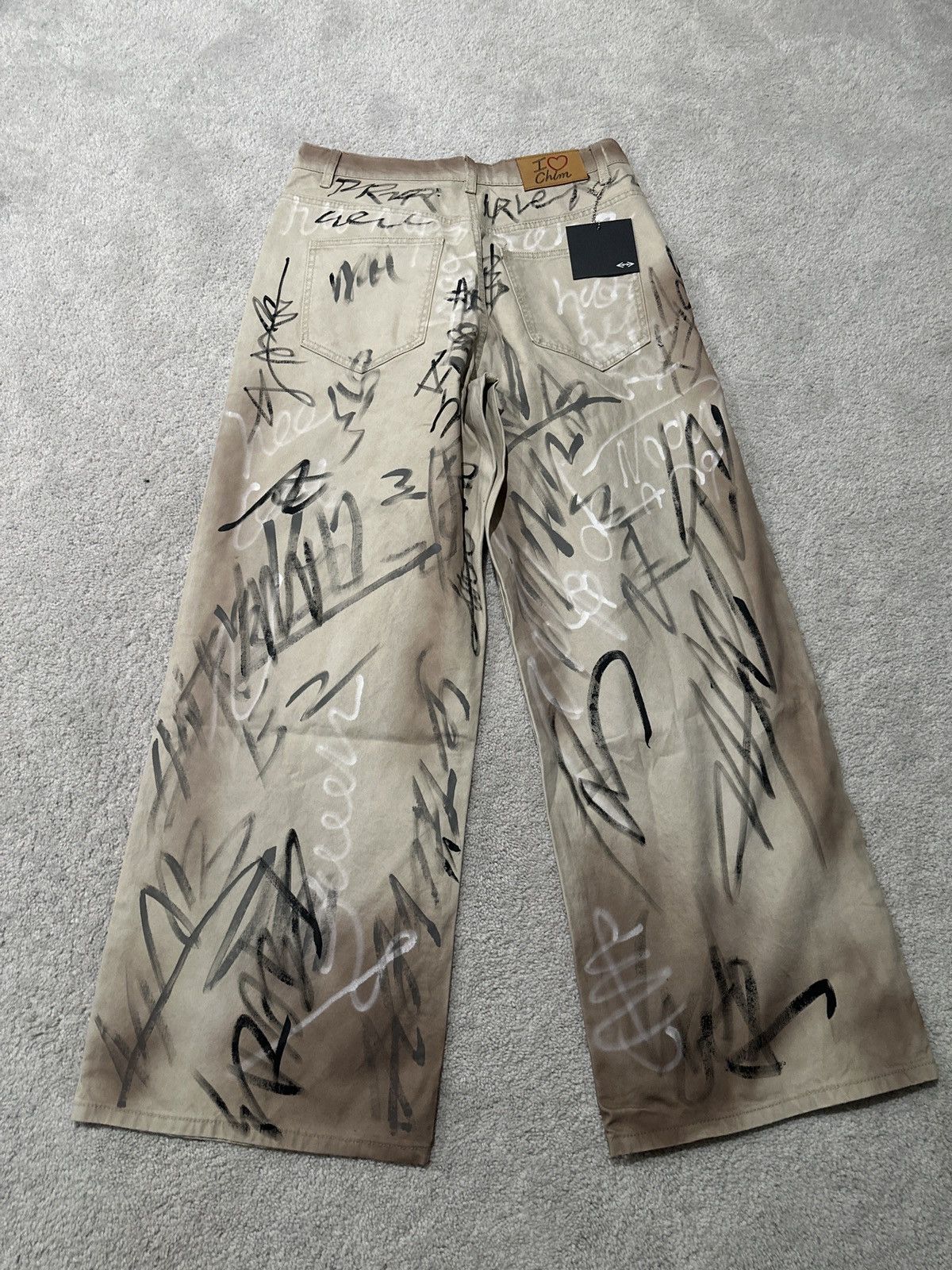 HMDD Happy Memories Don’t Die Graffiti Chino Pants Size US 34 / EU 50 - 2 Thumbnail