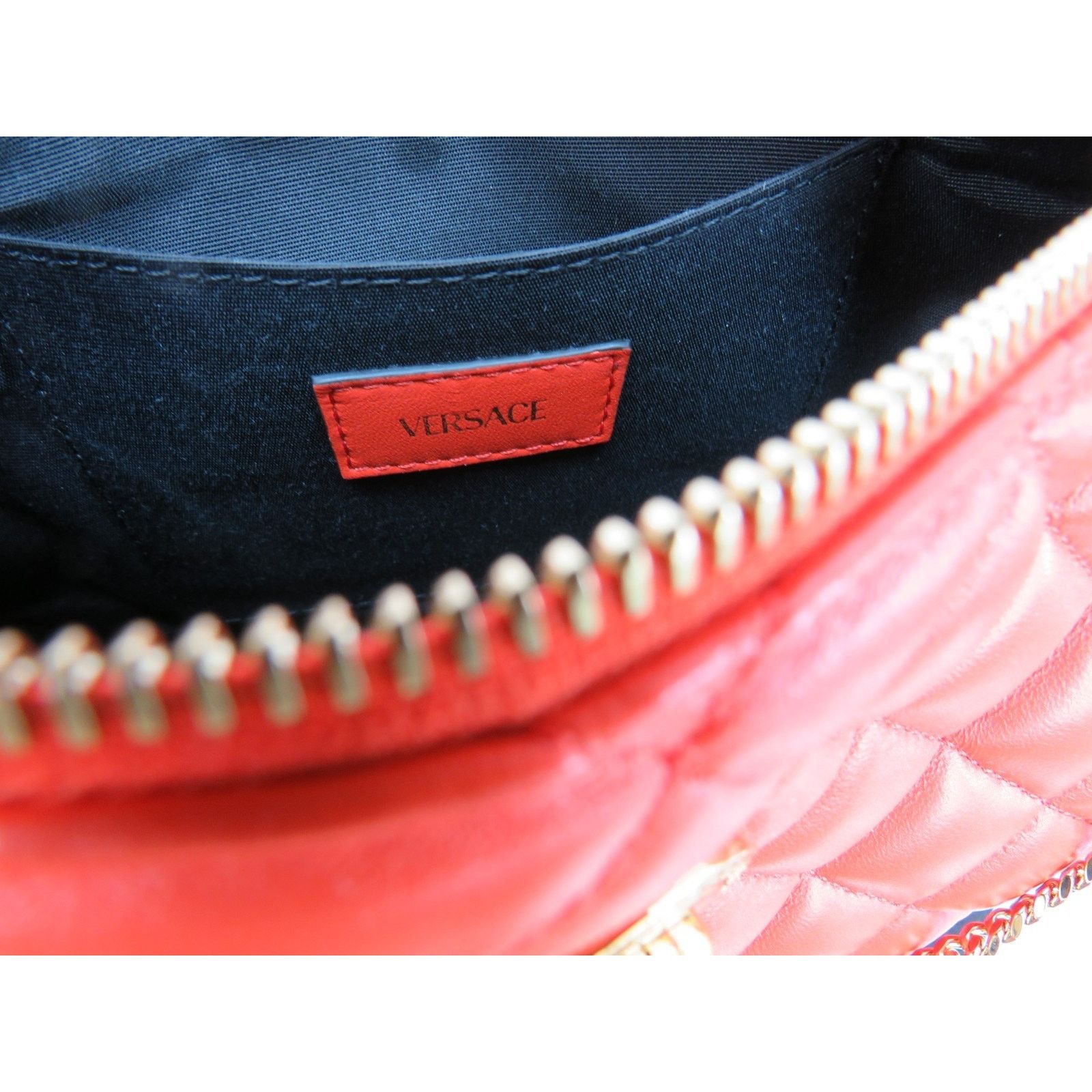 Versace VERSACE QUILTED RED LEATHER GOLD MEDUSA CHAIN 1/2 MOON BAG Size ONE SIZE - 7 Thumbnail