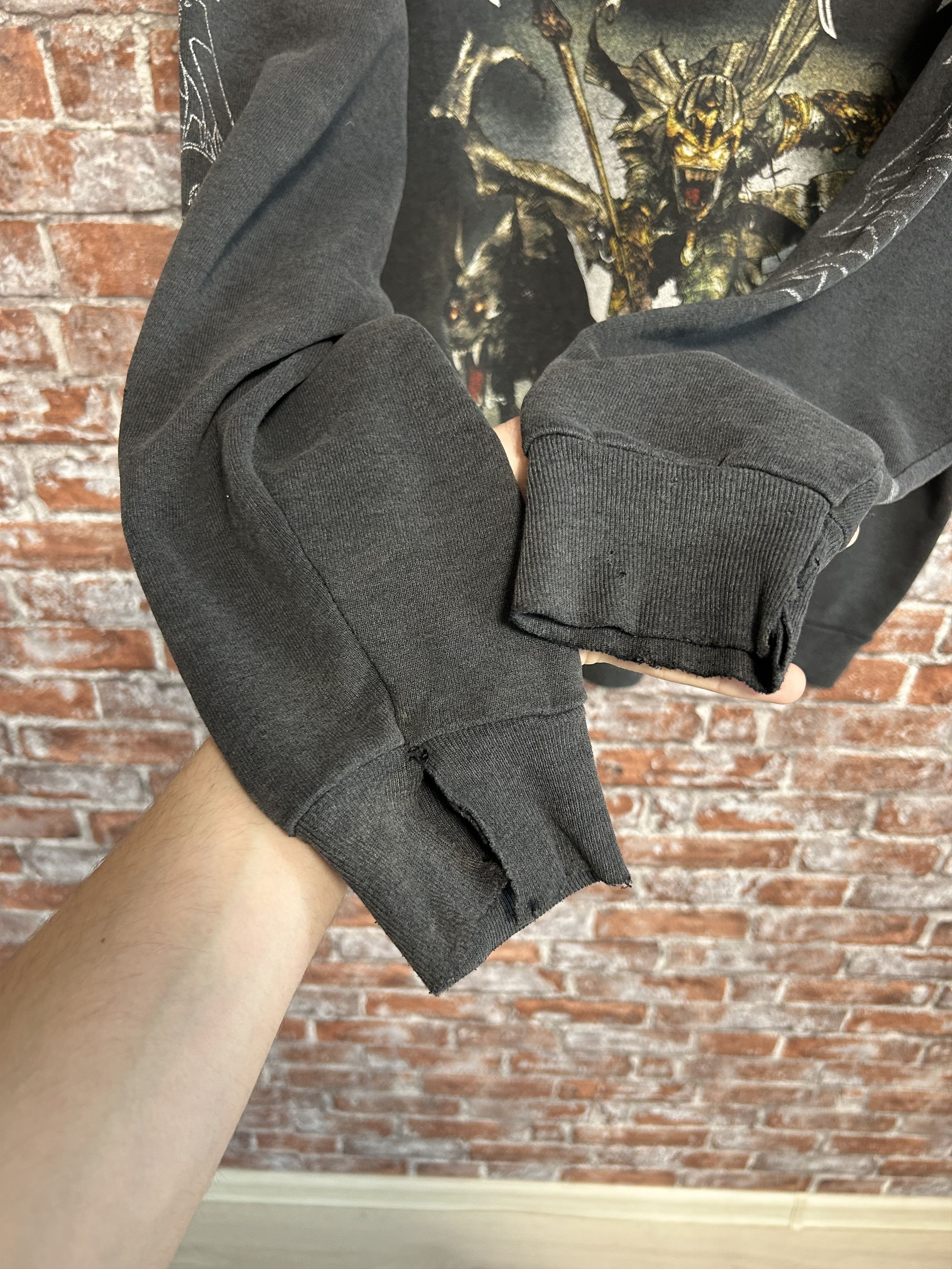 Band Tees Vintage 90s Iced Earth Rock Band Custom Sweatshirt Size US XL / EU 56 / 4 - 11 Thumbnail