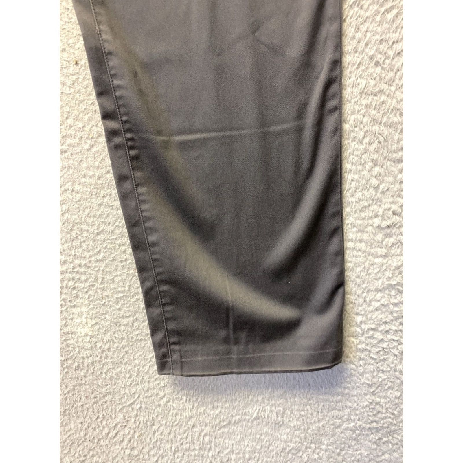 Bonobos Bonobos Pants Men’s 35x32 Gray Chino Slim Flat Front Casual Formal Workwear by Bonobos - 35x32 Gray Chino Pants for Men Size US 35 - 3 Thumbnail