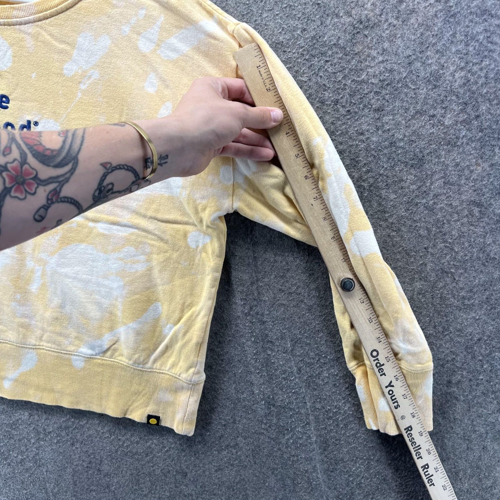 Life is Good Life is Good Sweatshirt Womens M Yellow Tie Dye Boat Neck Graphic Pullover Size M / US 6-8 / IT 42-44 - 3 Thumbnail