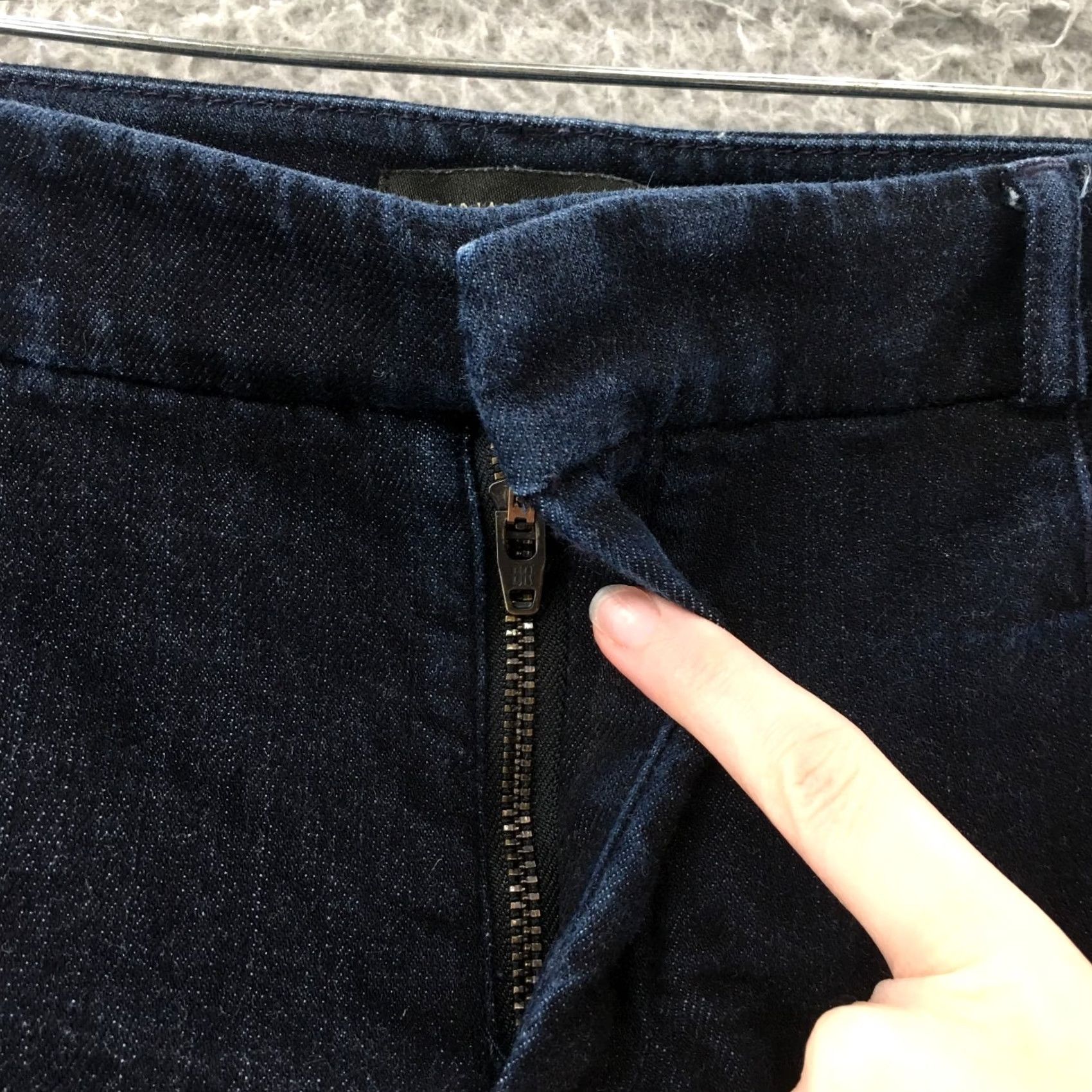 Banana Republic Banana Republic Sloan Cropped Jeans Womens 8 Blue Dark Wash Denim Cotton Blend Jeans Regular Womens 8 Blue Dark Wash Denim Cotton Blend Size 30" / US 8 / IT 44 - 3 Thumbnail