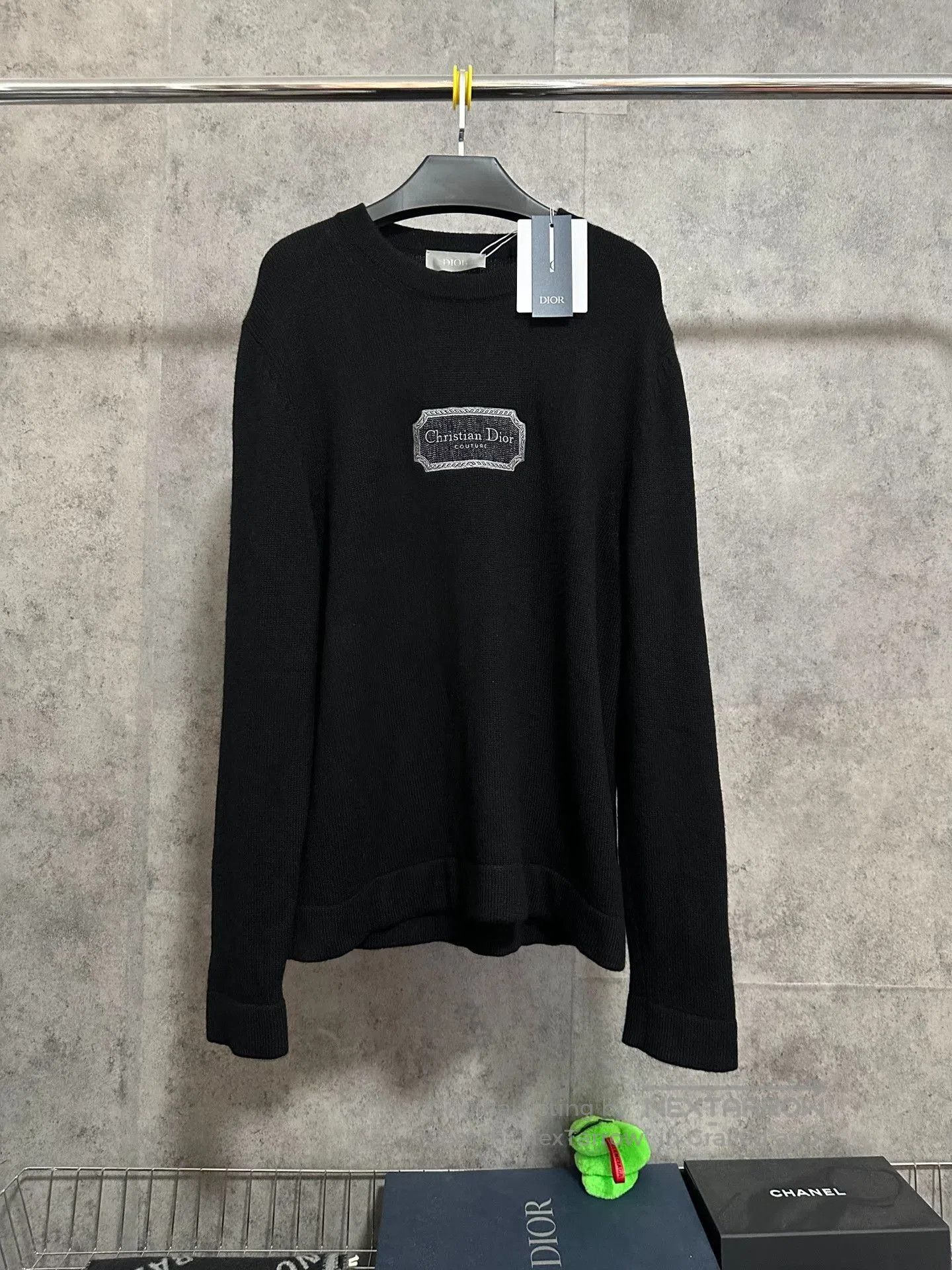 Dior dior embroidered logo cashmere sweater black. Size US L / EU 52-54 / 3 - 1 Thumbnail
